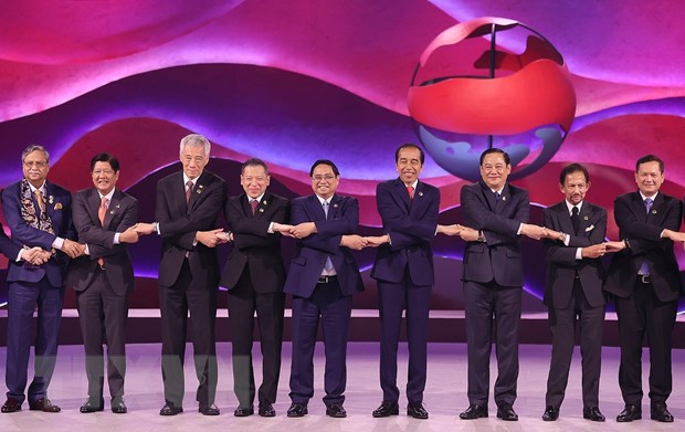 Khai mạc Hội nghị Cấp cao ASEAN lần thứ 43: Khẳng định một ASEAN đoàn kết, tầm vóc và hợp tác - Ảnh 1.