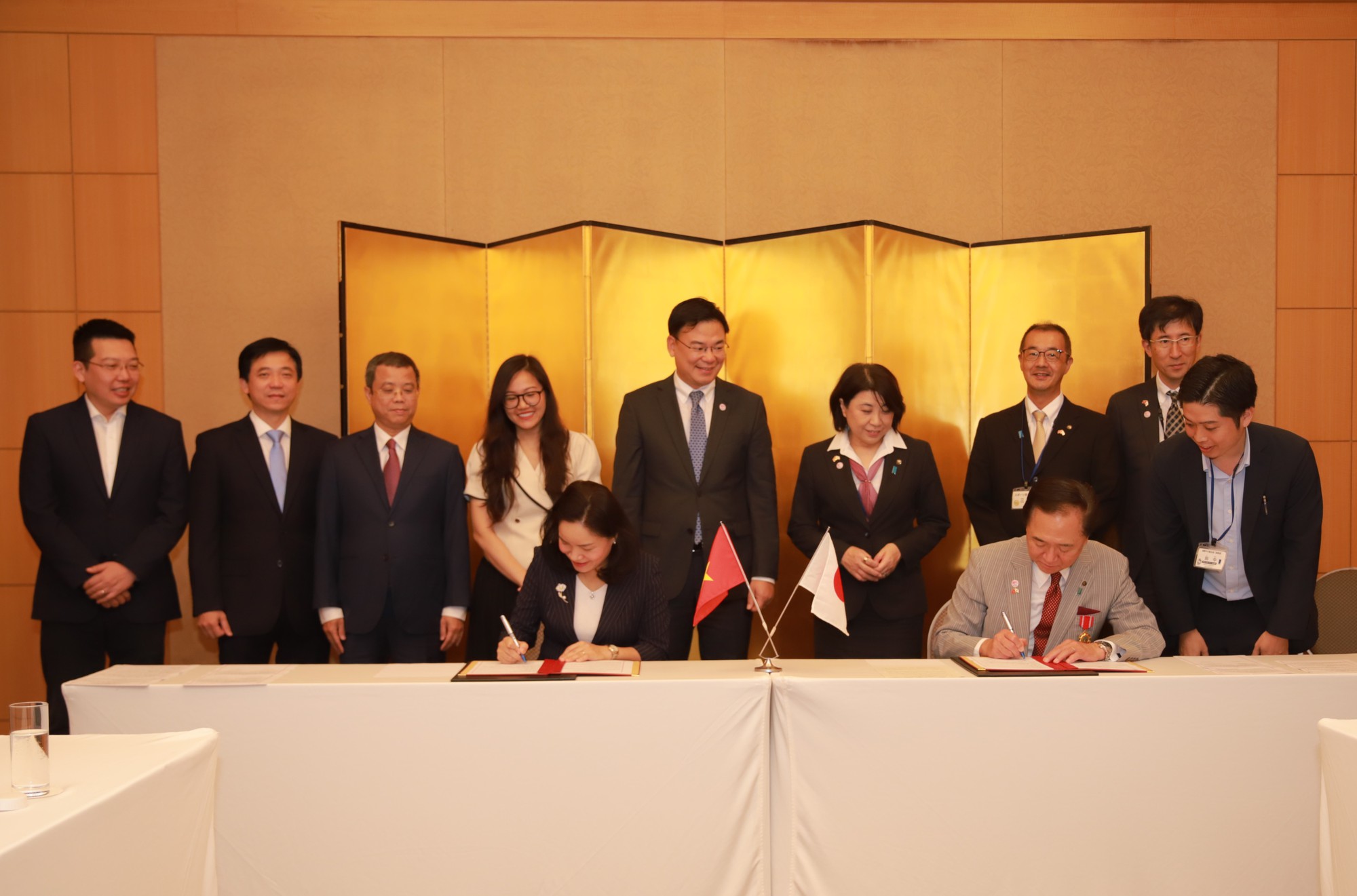 Ký kết Thỏa thuận hợp tác Văn hóa, Thể thao, Du lịch giữa Bộ VHTTDL Việt Nam và tỉnh Kanagawa (Nhật Bản) giai đoạn 2023-2025 - Ảnh 5.