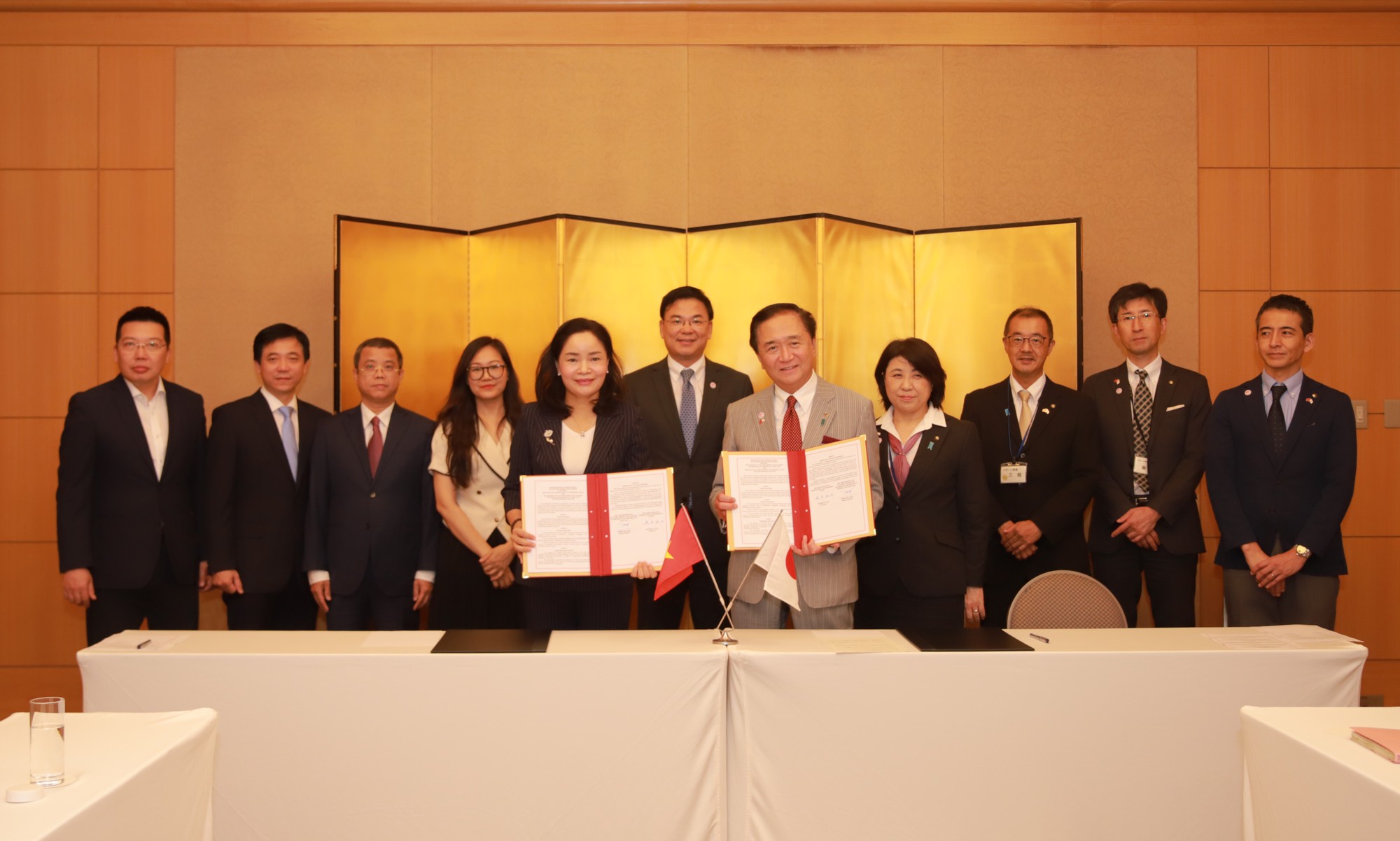 Ký kết Thỏa thuận hợp tác Văn hóa, Thể thao, Du lịch giữa Bộ VHTTDL Việt Nam và tỉnh Kanagawa (Nhật Bản) giai đoạn 2023-2025 - Ảnh 6.