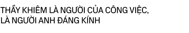 Thầy Hiệu trưởng già hơn 30 năm làm MC đám cưới để có tiền cho học trò nghèo: - Ảnh 24.