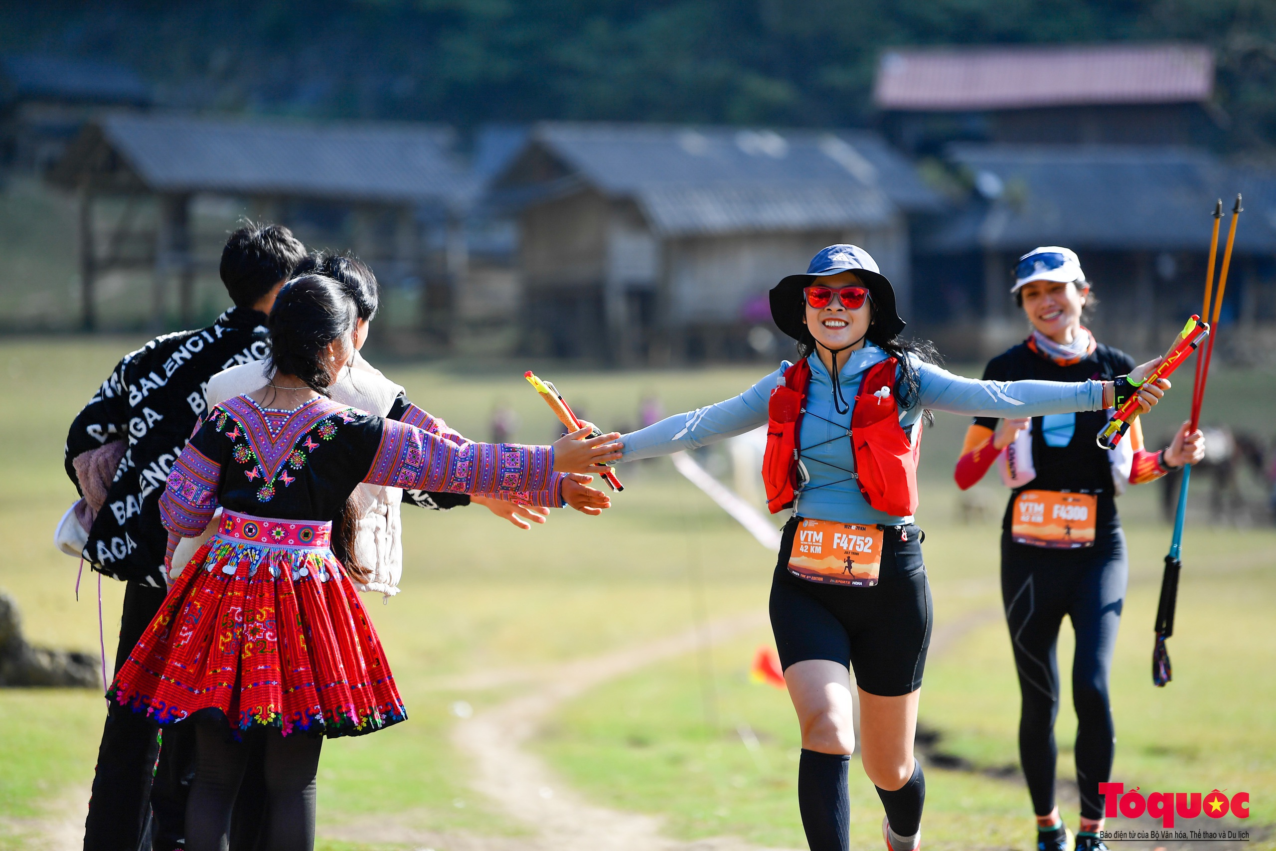 Hơn 4.000 vận động viên tham gia Giải chạy Marathon đường mòn Việt Nam - Ảnh 17.