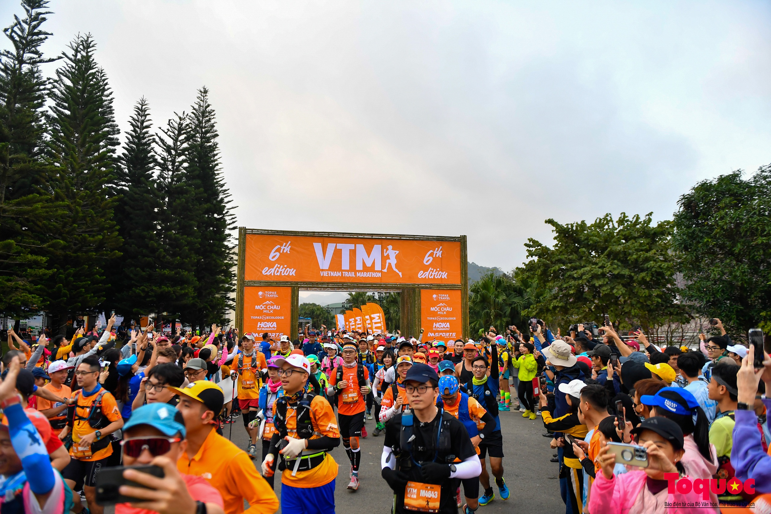 Hơn 4.000 vận động viên tham gia Giải chạy Marathon đường mòn Việt Nam - Ảnh 2.
