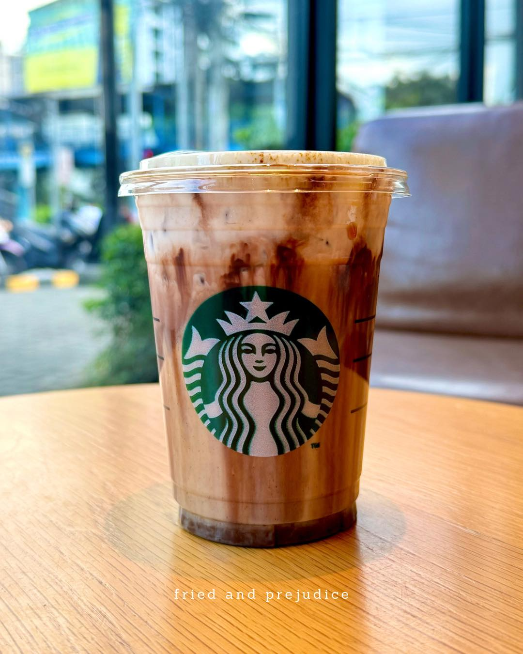 Đồ uống Tết 2024 của Starbucks được giới trẻ rần rần check-in, liệu chất lượng có xứng với giá tiền?- Ảnh 5.