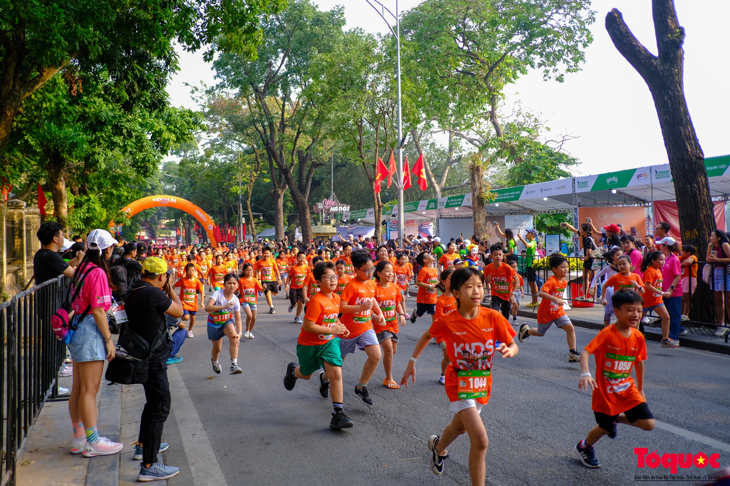 500 vận động viên nhí tham gia giải chạy Mastercard Kids Run 2024 - Ảnh 1.