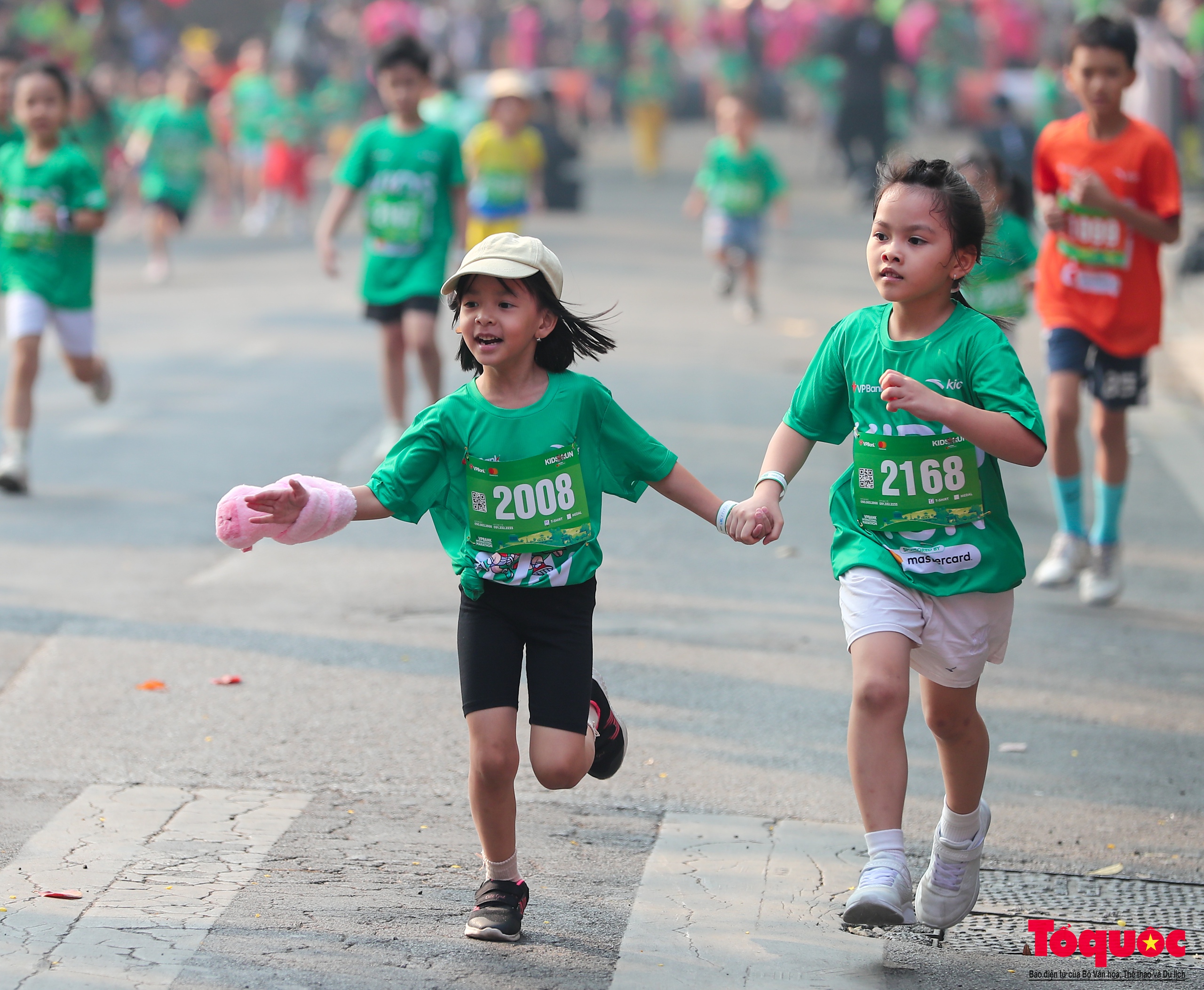 500 vận động viên nhí tham gia giải chạy Mastercard Kids Run 2024 - Ảnh 16.