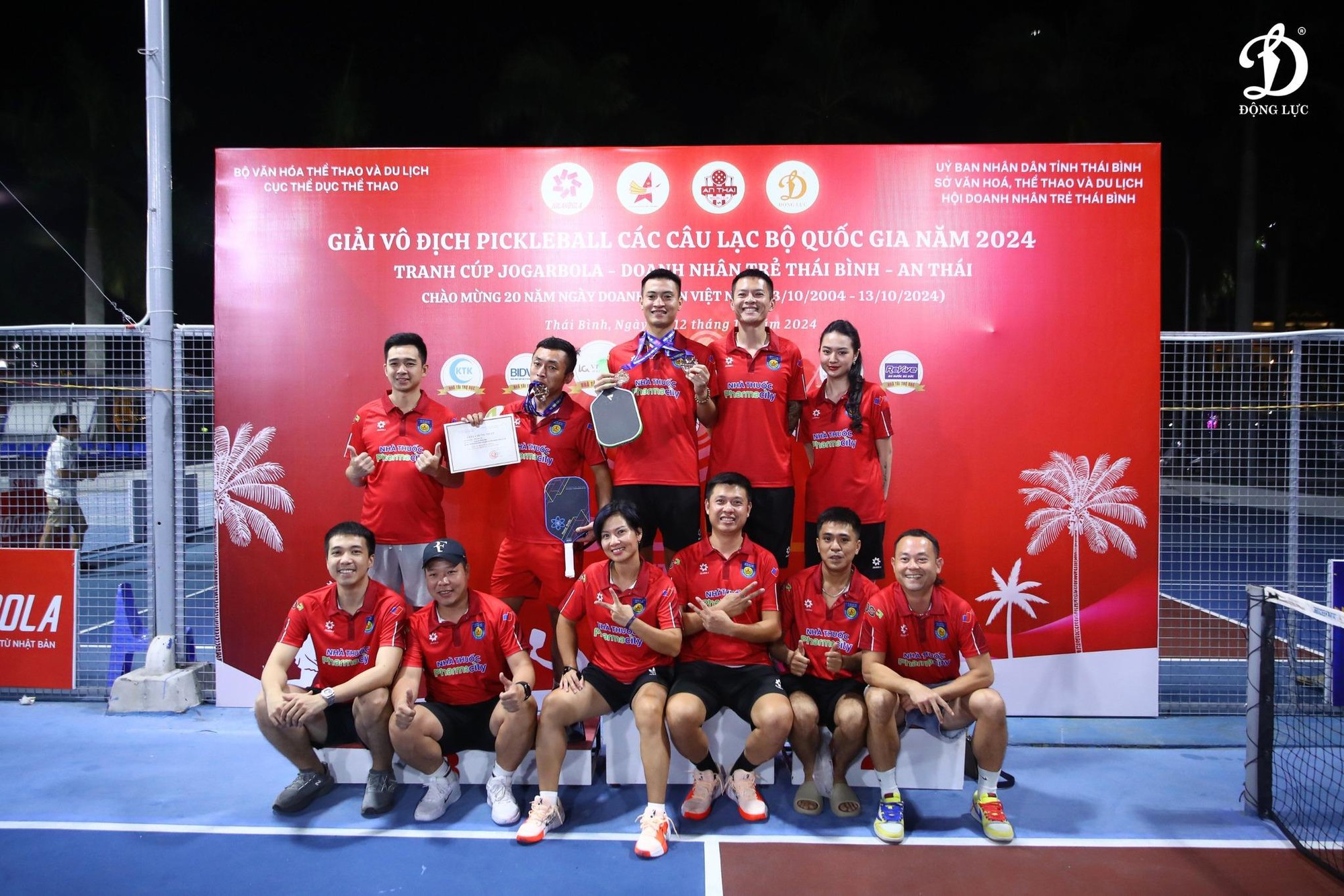 Tổng kết Giải vô địch Pickleball các CLB Quốc gia 2024: Dàn &quot;trai xinh gái đẹp&quot; lên đồ toả sáng - Ảnh 3.