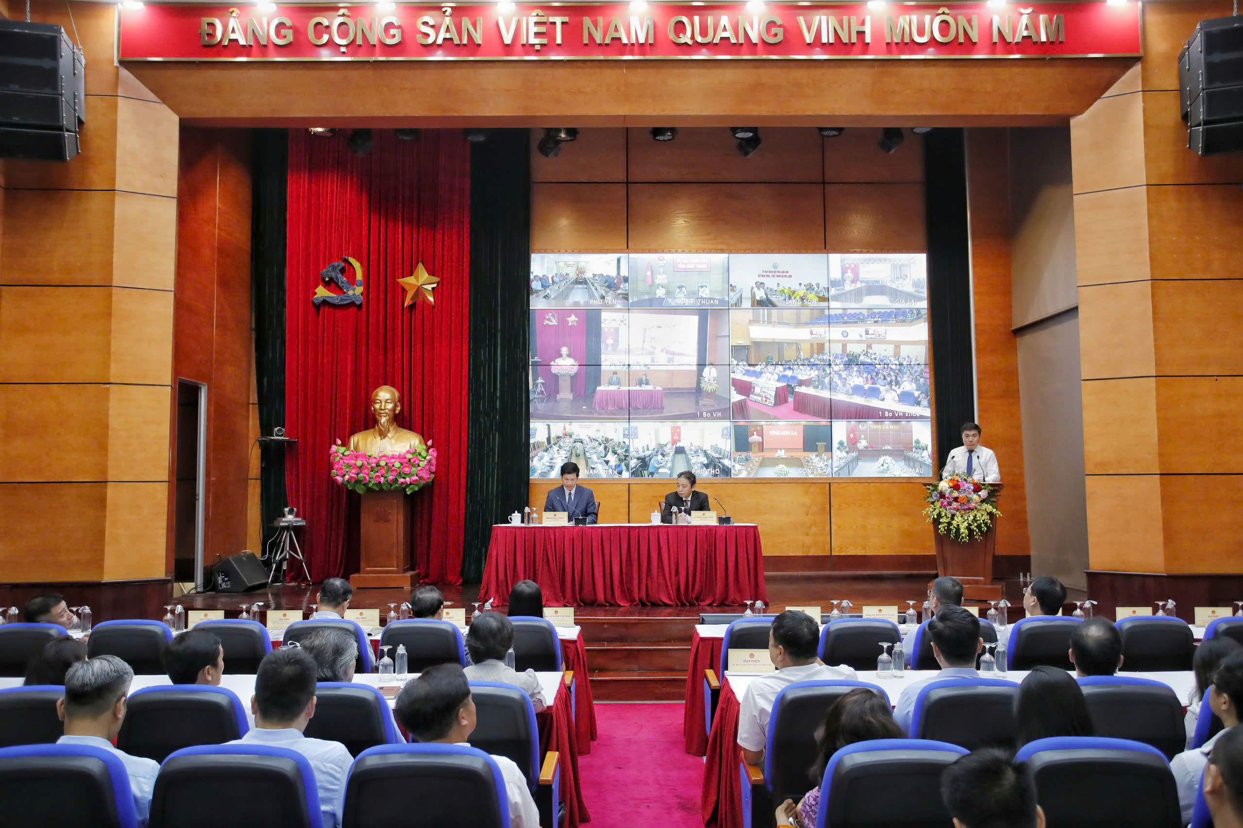 Thực hiện tốt hai Quy hoạch chuyên ngành quốc gia về Văn hóa-Thể thao-Du lịch để biến khát vọng, tầm nhìn thành hiện thực - Ảnh 1.