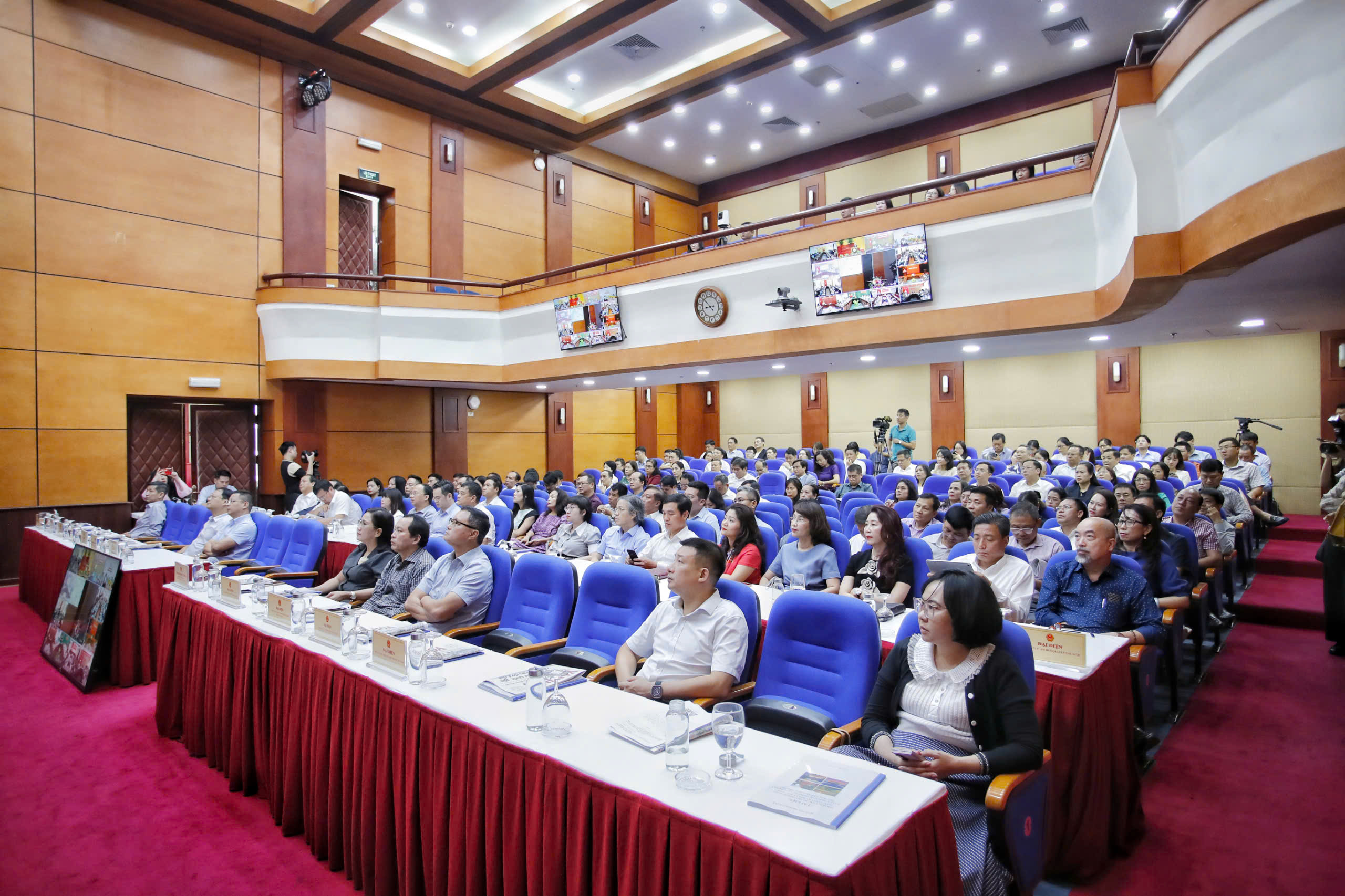 Thực hiện tốt hai Quy hoạch chuyên ngành quốc gia về Văn hóa-Thể thao-Du lịch để biến khát vọng, tầm nhìn thành hiện thực - Ảnh 3.