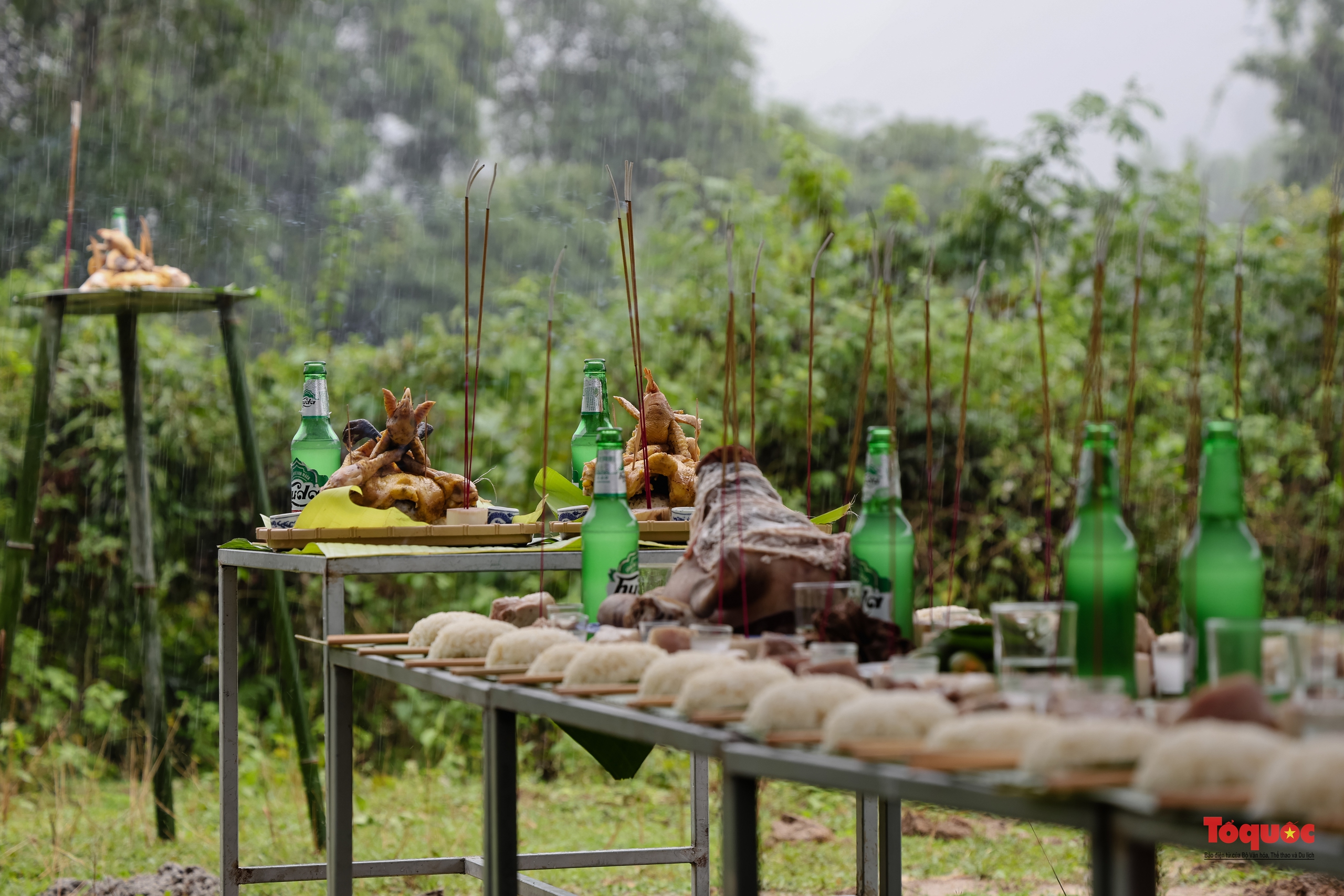 Lễ cúng Giang Sơn - Nghi lễ ấn tượng của người Rục - Ảnh 1.