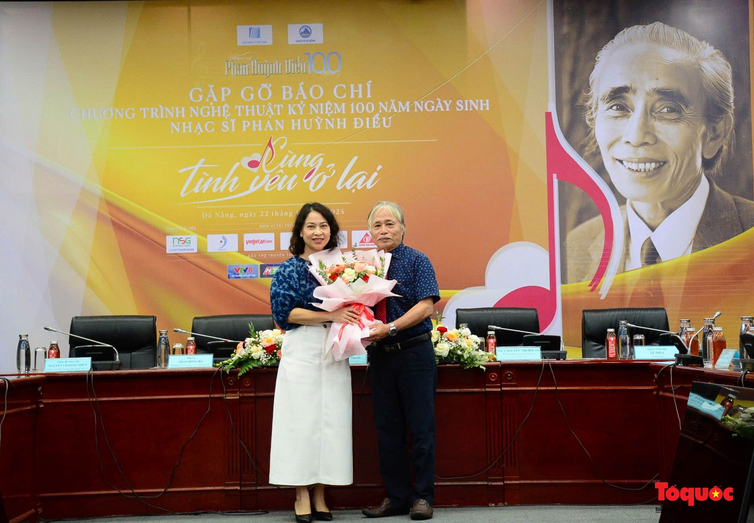 Serie de eventos que celebran el centenario del nacimiento del músico Phan Huynh Dieu - Foto 2. Chuỗi sự kiện kỷ niệm 100 năm Ngày sinh nhạc sĩ Phan Huỳnh Điểu - Ảnh 2.