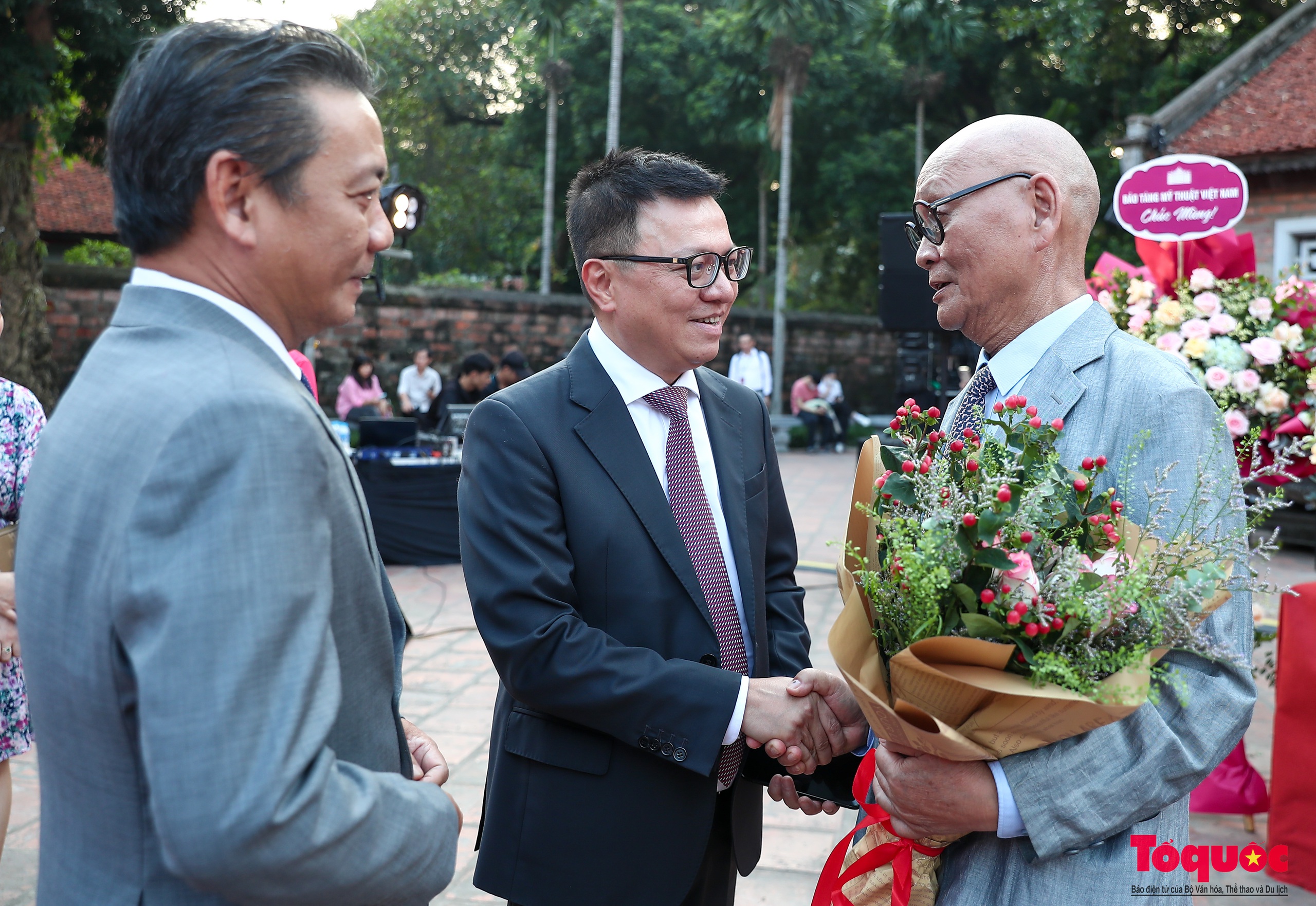 Chùm ảnh: Lễ trao giải &quot;Bùi Xuân Phái - Vì tình yêu Hà Nội&quot; lần thứ 17 năm 2024 - Ảnh 14.