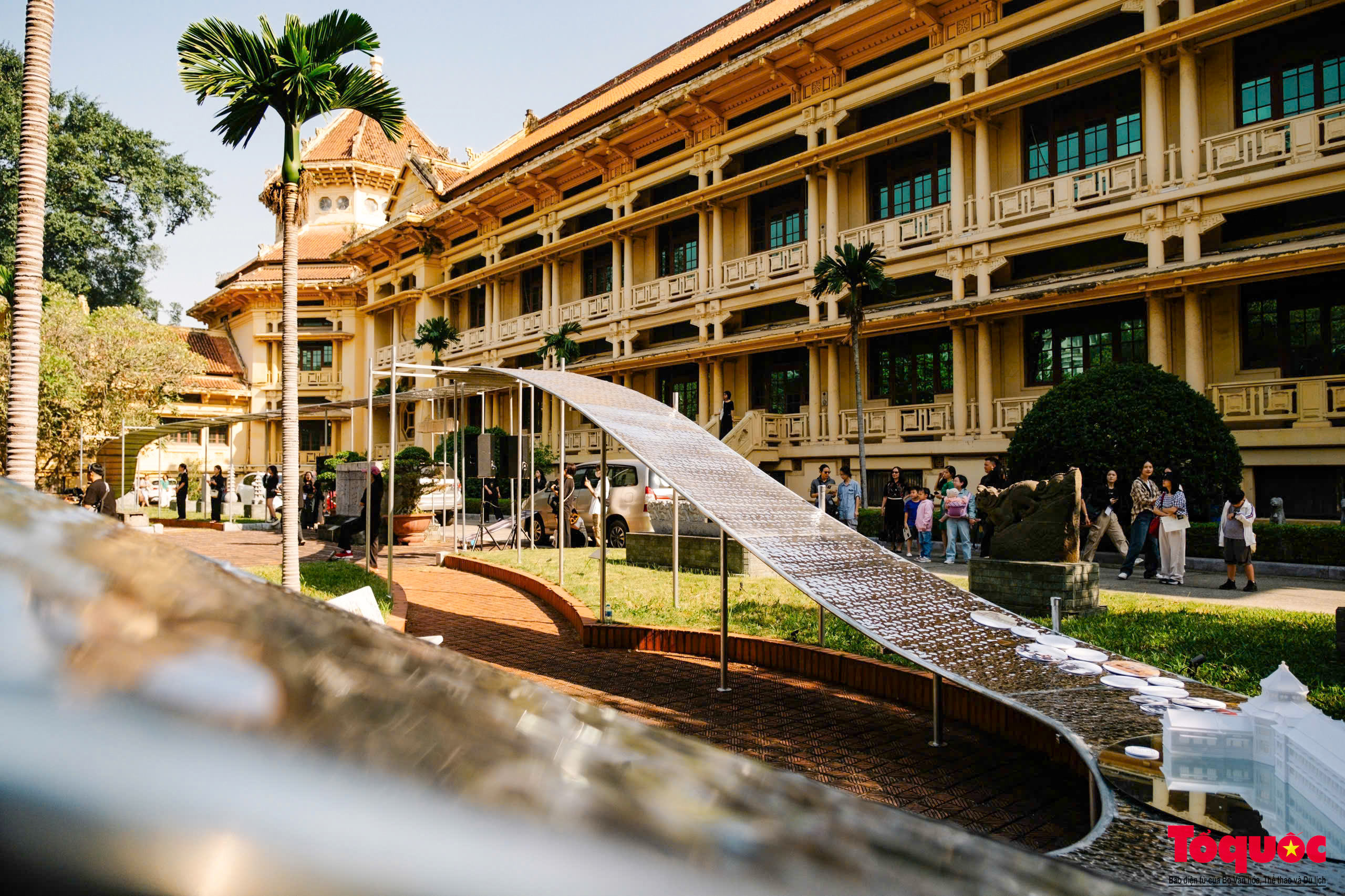 Du khách thích thú khám phá Pavillion “Rồng rắn lên mây” trong lòng Bảo tàng Lịch sử Quốc gia Việt Nam - Ảnh 20.