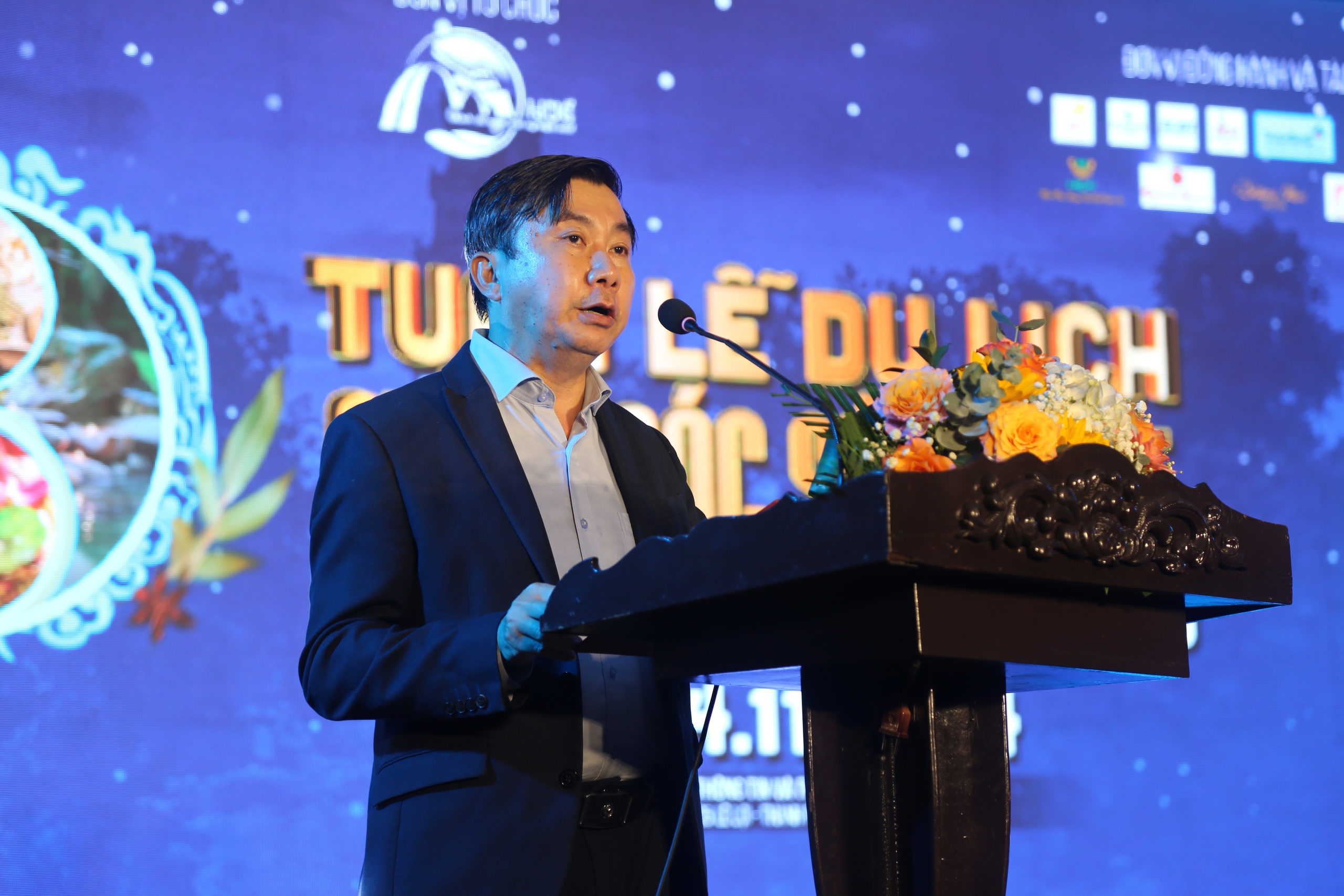 Thua Thien Hue បើកសប្តាហ៍ទេសចរណ៍ថែទាំសុខភាព - រូបថត ២. Thừa Thiên Huế khai mạc Tuần lễ du lịch Chăm sóc sức khỏe - Ảnh 2.