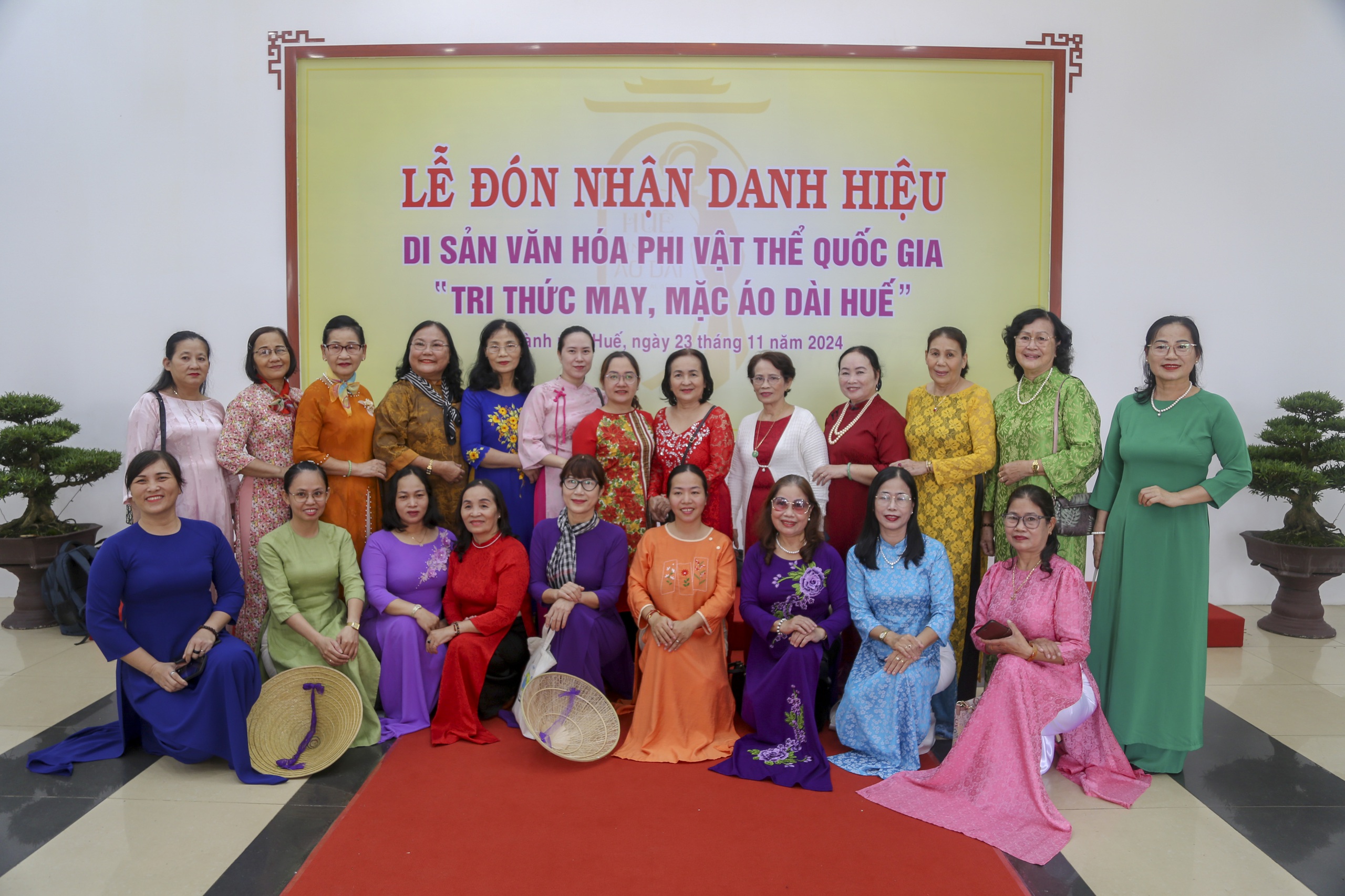 קבלת התואר מורשת תרבותית לאומית בלתי מוחשית Đón nhận danh hiệu Di sản văn hóa phi vật thể quốc gia