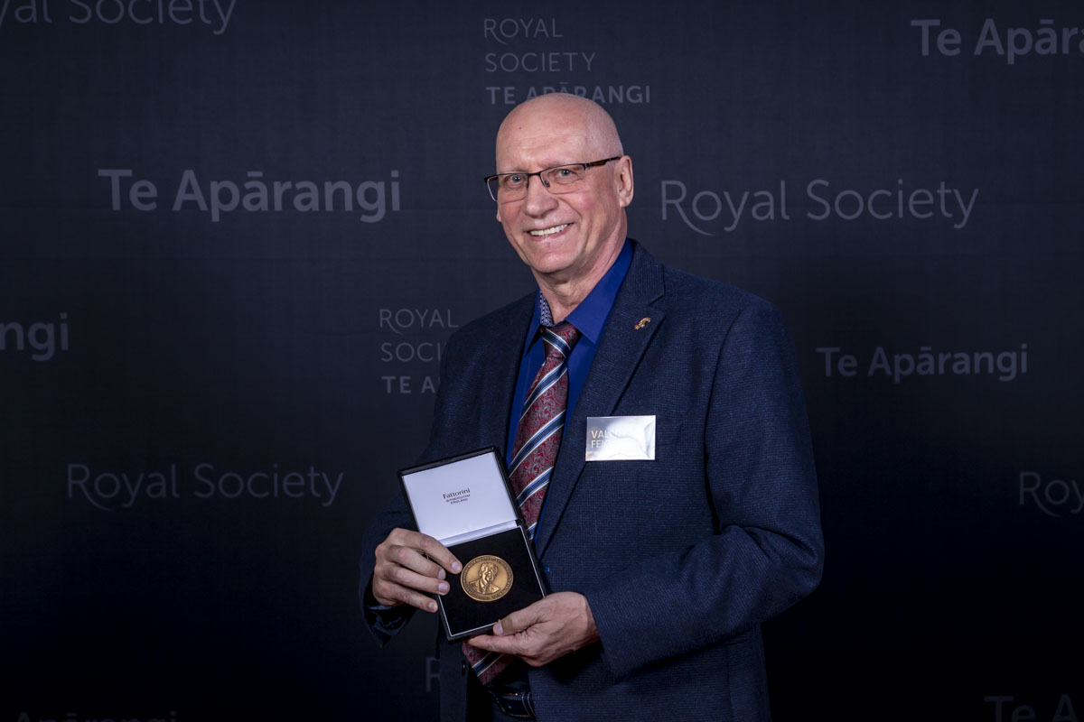 Minda cemerlang akan hadir di Vietnam pada siri acara VinFuture 2024 untuk membincangkan masa depan dunia - Foto 4. Những trí tuệ kiệt xuất sẽ có mặt tại Việt Nam tại chuỗi sự kiện VinFuture 2024 cùng bàn về tương lai thế giới - Ảnh 4.