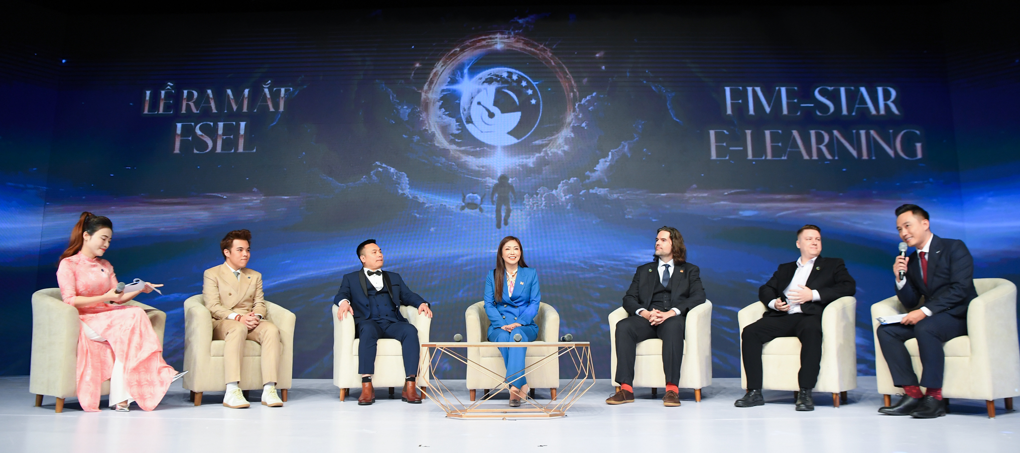 อีกหนึ่งทางเลือกใหม่ที่น่าสนใจสำหรับผู้เรียนภาษา - ภาพที่ 1 Thêm một lựa chọn đột phá cho người học ngoại ngữ
- Ảnh 1.