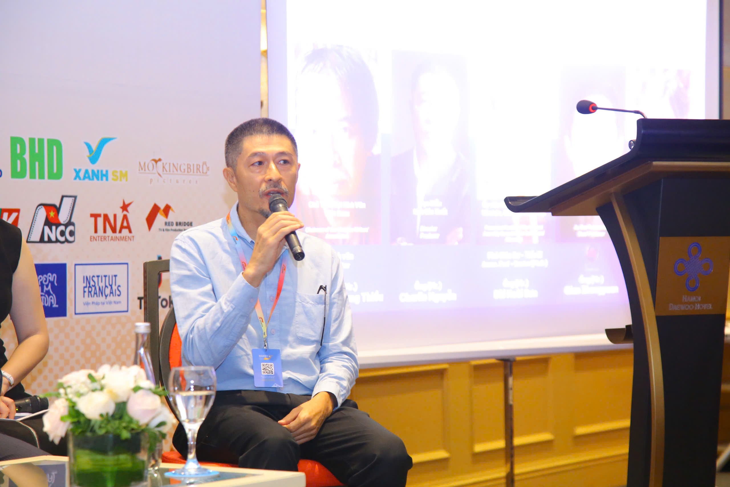 បញ្ហាប្រឈមក្នុងការផលិតខ្សែភាពយន្តប្រវត្តិសាស្ត្រ - រូបថត ៤. Những thách thức khi làm phim lịch sử - Ảnh 4.