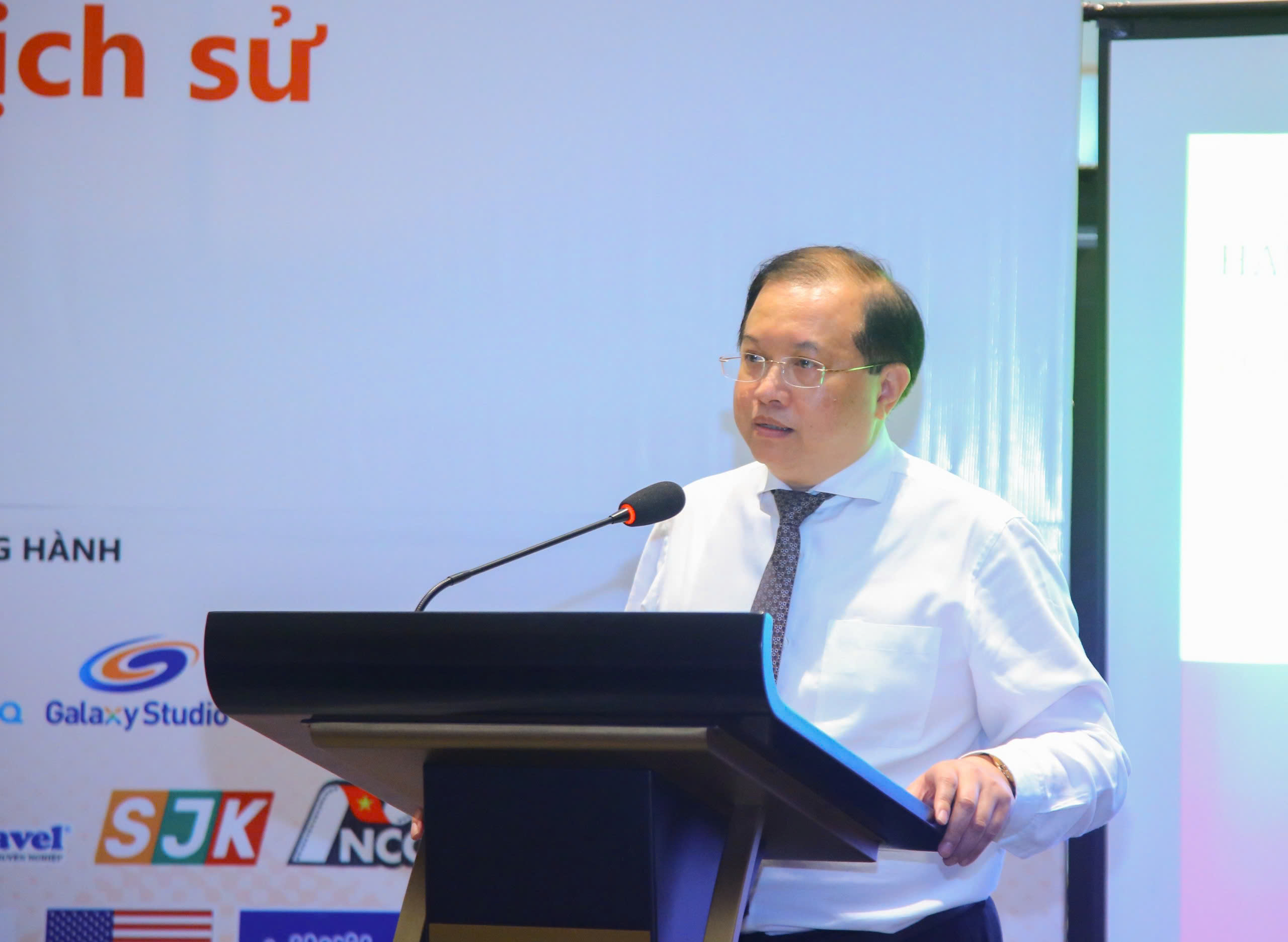 Vì sao Việt Nam còn thiếu tác phẩm điện ảnh hay về đề tài lịch sử? - Ảnh 1. Vì sao Việt Nam còn thiếu tác phẩm điện ảnh hay về đề tài lịch sử? - Ảnh 1.