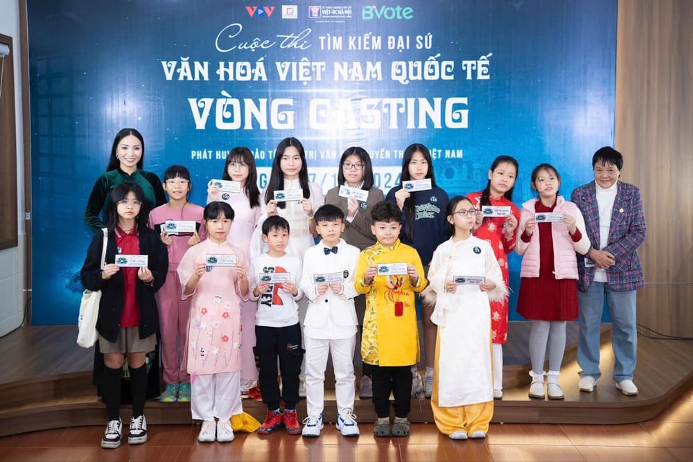 Lansering av  Khởi động “Tìm kiếm Đại sứ văn hóa Việt Nam quốc tế” - Ảnh 1.
