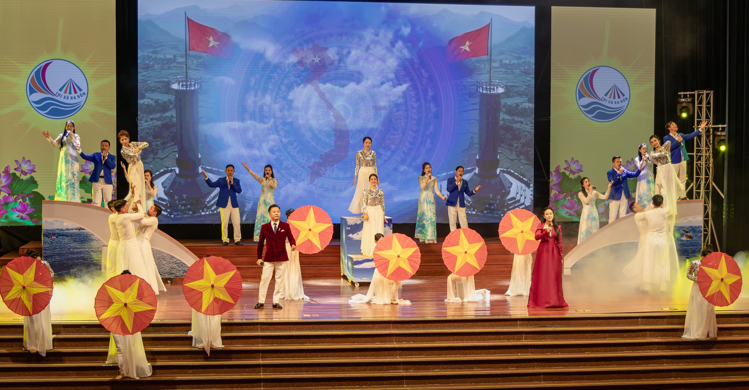 Quảng Bình: Tổ chức liên hoan nghệ thuật quần chúng Công – Nông – Binh năm 2024 - Ảnh 2. Quảng Bình: Tổ chức liên hoan nghệ thuật quần chúng Công – Nông – Binh năm 2024 - Ảnh 2.