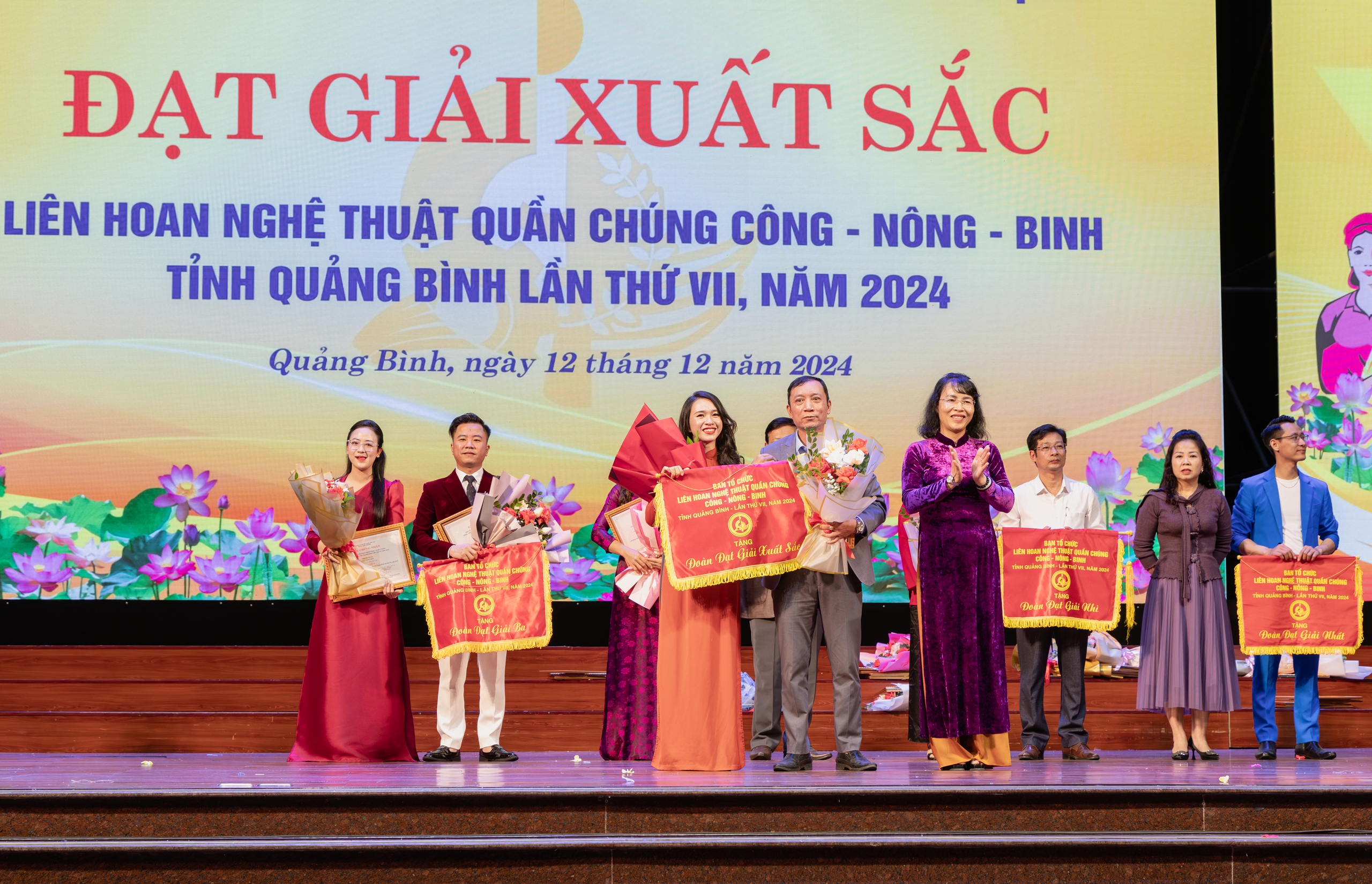 Quảng Bình: Tổ chức liên hoan nghệ thuật quần chúng Công – Nông – Binh năm 2024 - Ảnh 5. Quảng Bình: Tổ chức liên hoan nghệ thuật quần chúng Công – Nông – Binh năm 2024 - Ảnh 5.