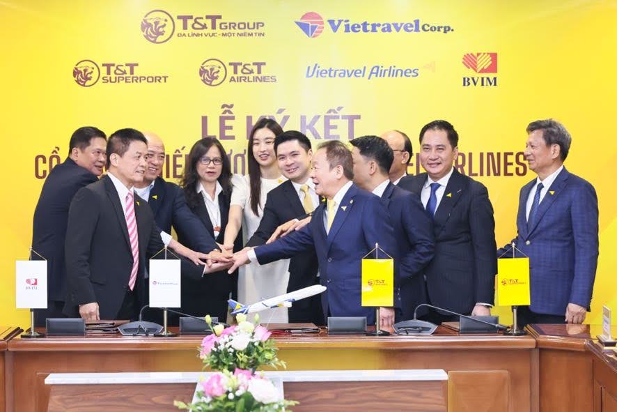 T&T Group trở thành cổ đông chiến lược của Vietravel Airlines - Ảnh 3.