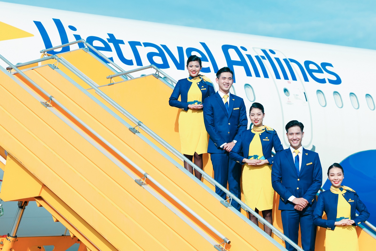 T&T Group trở thành cổ đông chiến lược của Vietravel Airlines - Ảnh 4.