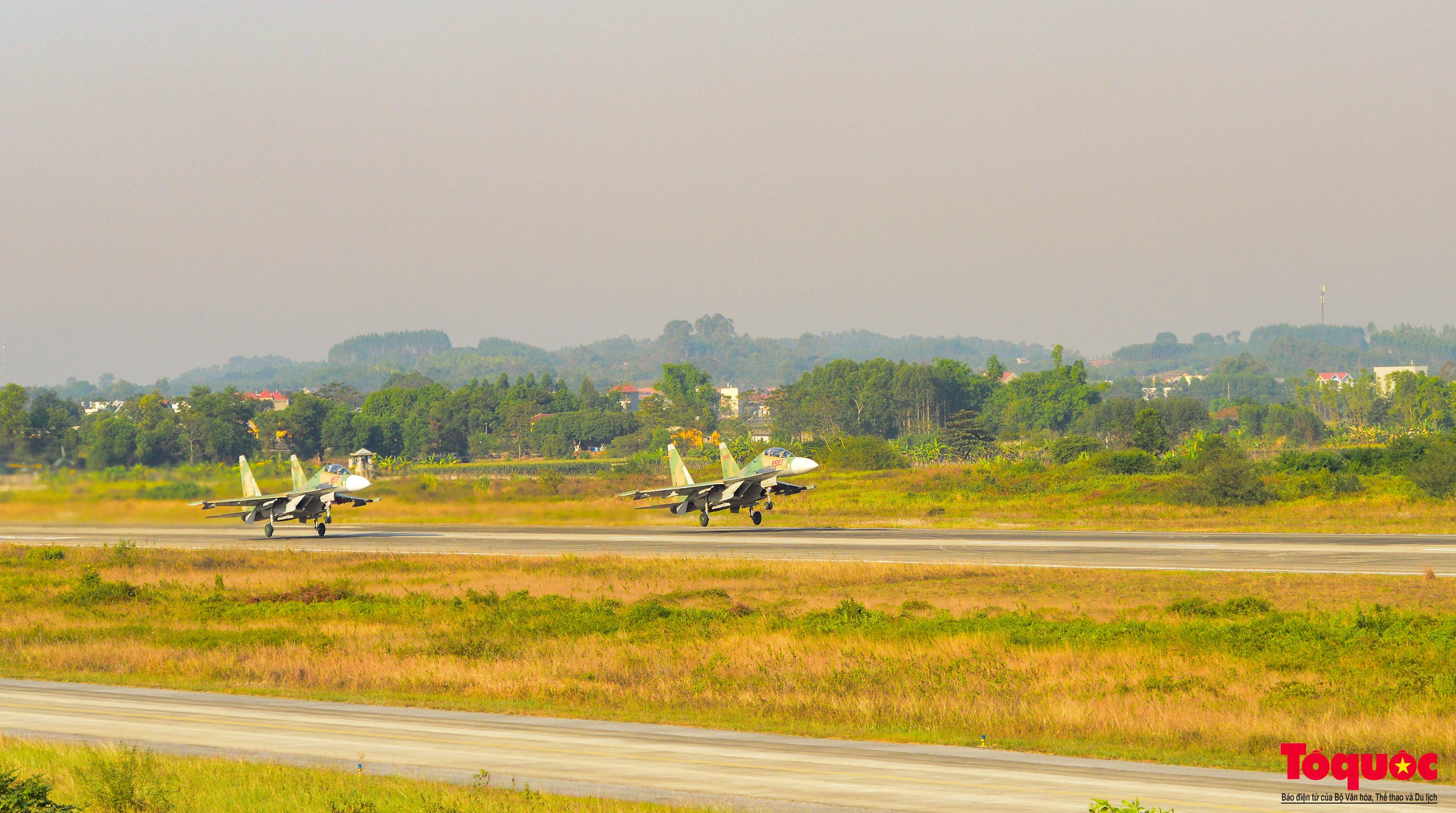 Mục sở thị ổ &quot;hổ mang chúa&quot; Su30-MK2 tại sân bay Kép, Bắc Giang - Ảnh 11.