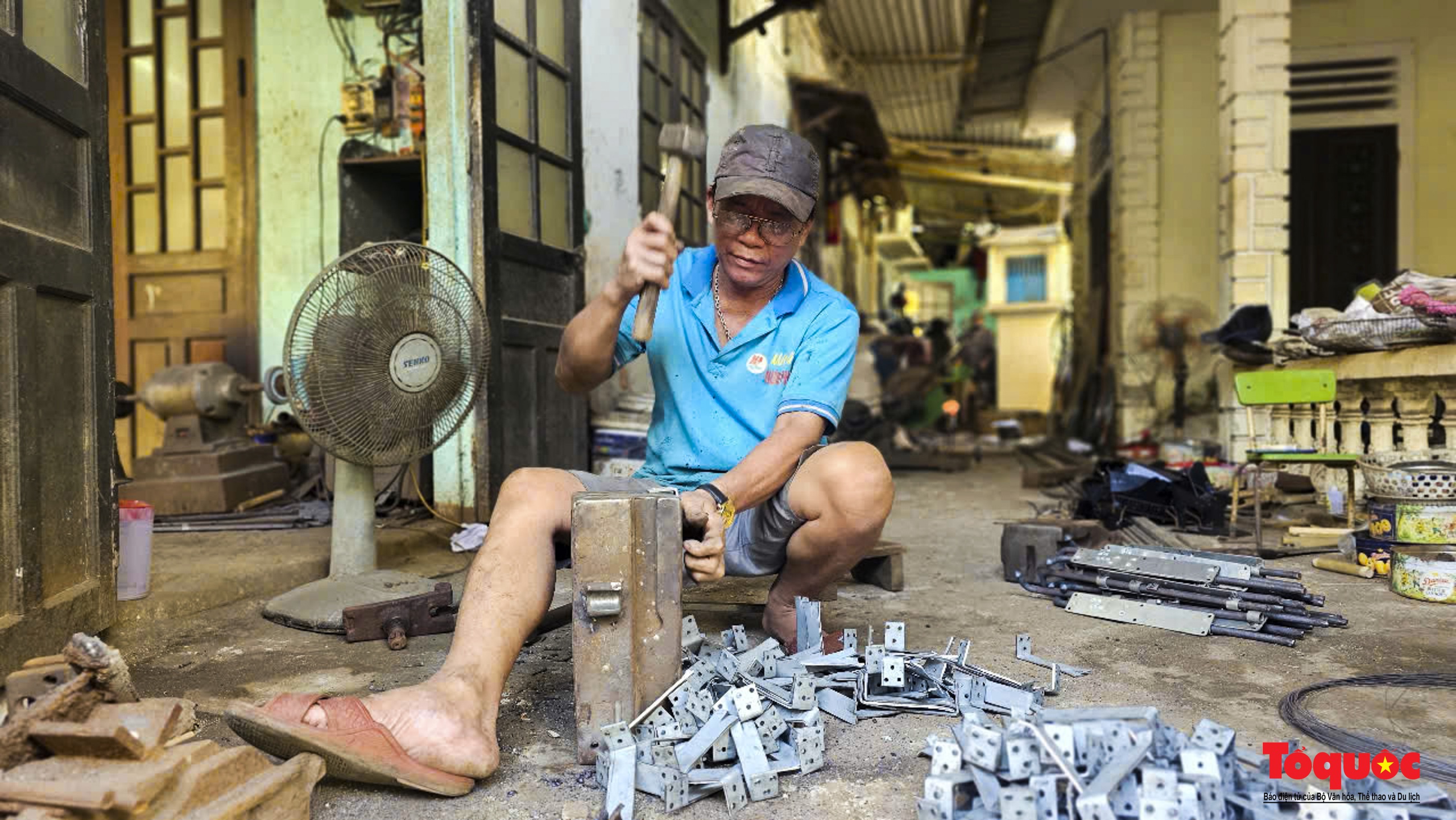 Ngày mới ở xóm nghề rèn Bao Vinh - Ảnh 6.