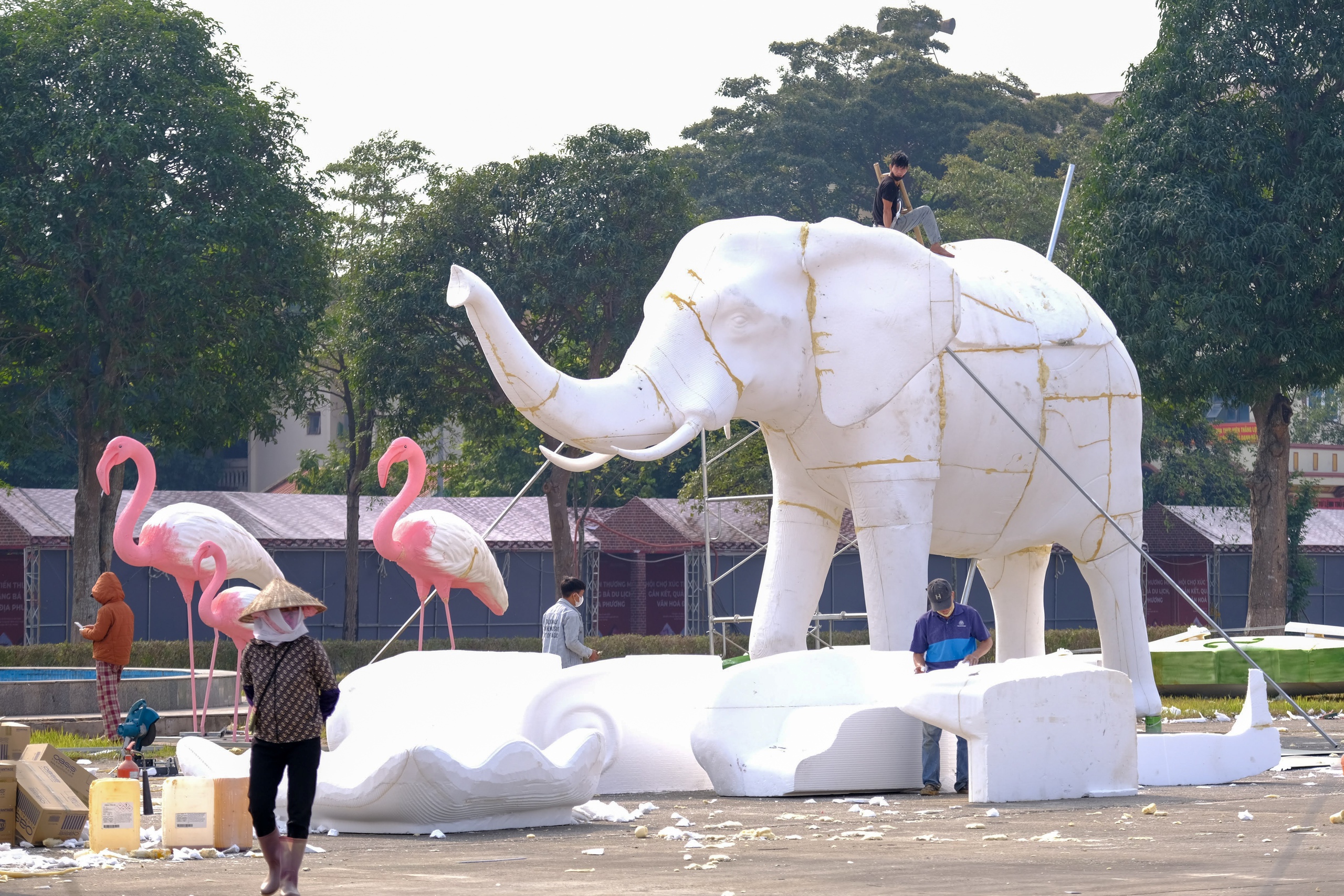 Mê Linh sẵn sàng cho lễ hội hoa lớn nhất miền Bắc - Ảnh 20. Mê Linh sẵn sàng cho lễ hội hoa lớn nhất miền Bắc - Ảnh 20.