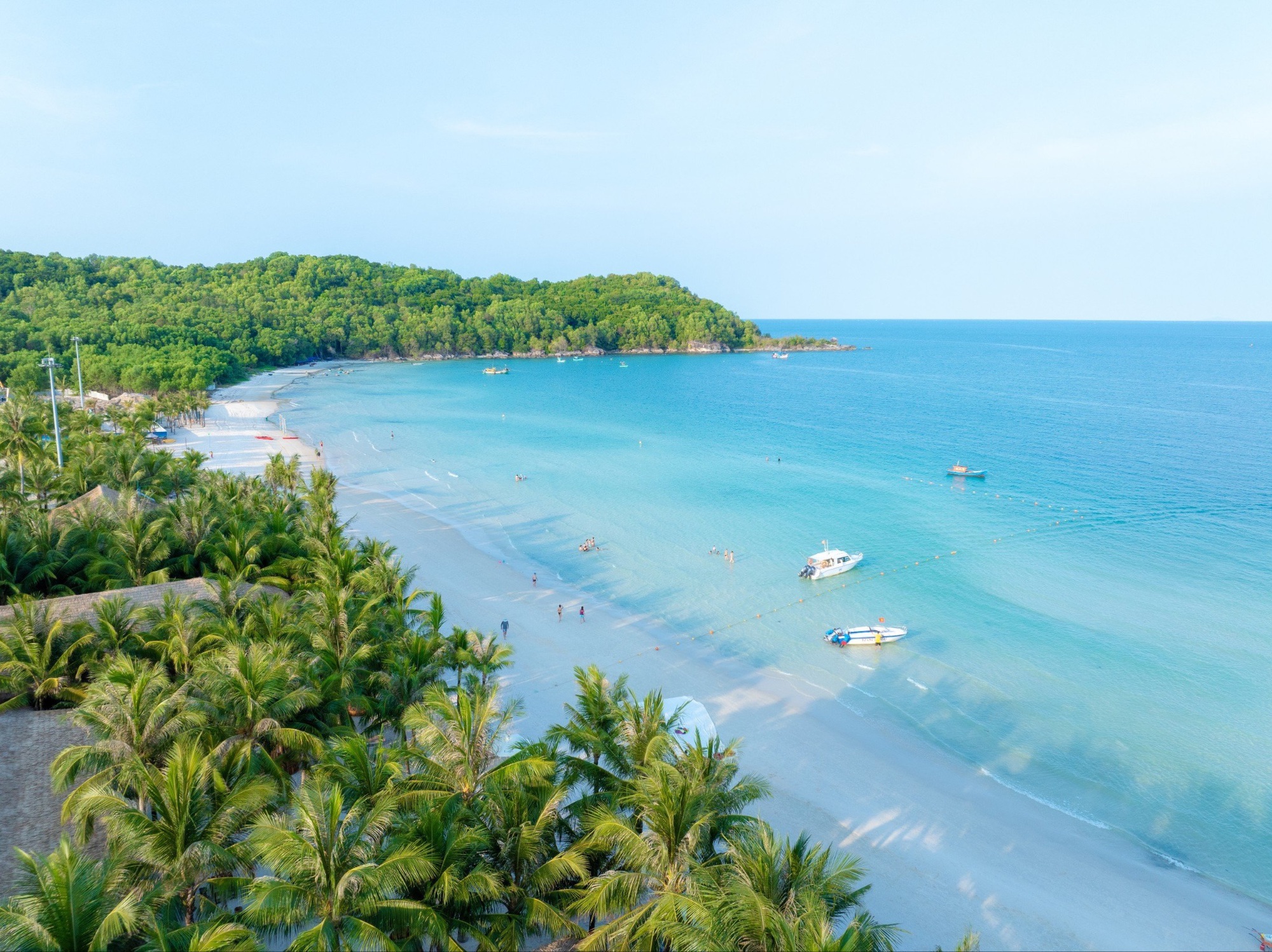 US Magazine: A 3-Day trip to Phu Quoc costs less than a weekend in Singapore - Ảnh 3.