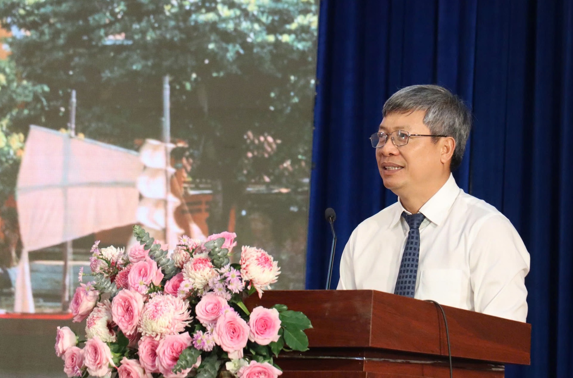 អបអរសាទរខួប ២៥ឆ្នាំ ទីក្រុងបុរាណ Hoi An ត្រូវបាន UNESCO ទទួលស្គាល់ជាបេតិកភណ្ឌវប្បធម៌ពិភពលោក - រូបថត ៣. Kỷ niệm 25 năm Đô thị cổ Hội An được UNESCO công nhận Di sản văn hóa thế giới - Ảnh 3.