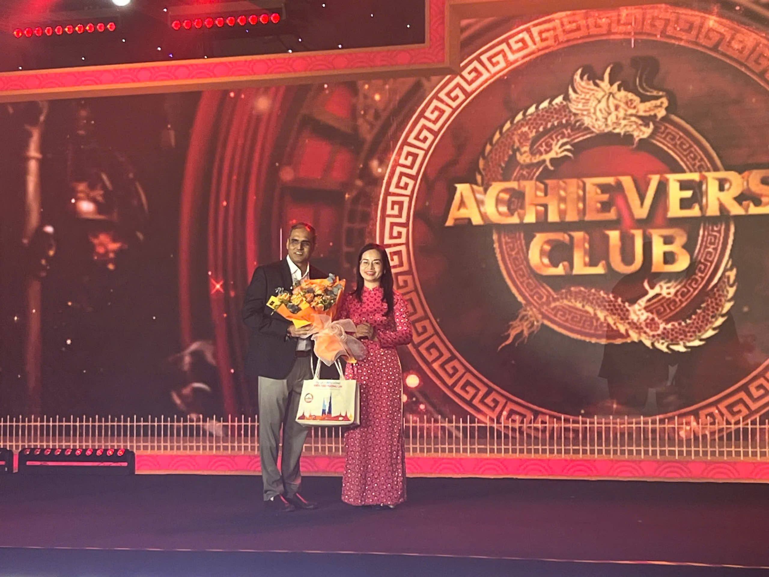 ទីក្រុងហូជីមិញ ស្វាគមន៍ភ្ញៀវ MICE ចំនួន ១០០០នាក់ មកពីប្រទេសឥណ្ឌា - រូបថត ៣. TP.HCM đón 1.000 khách MICE đến từ Ấn Độ - Ảnh 3.