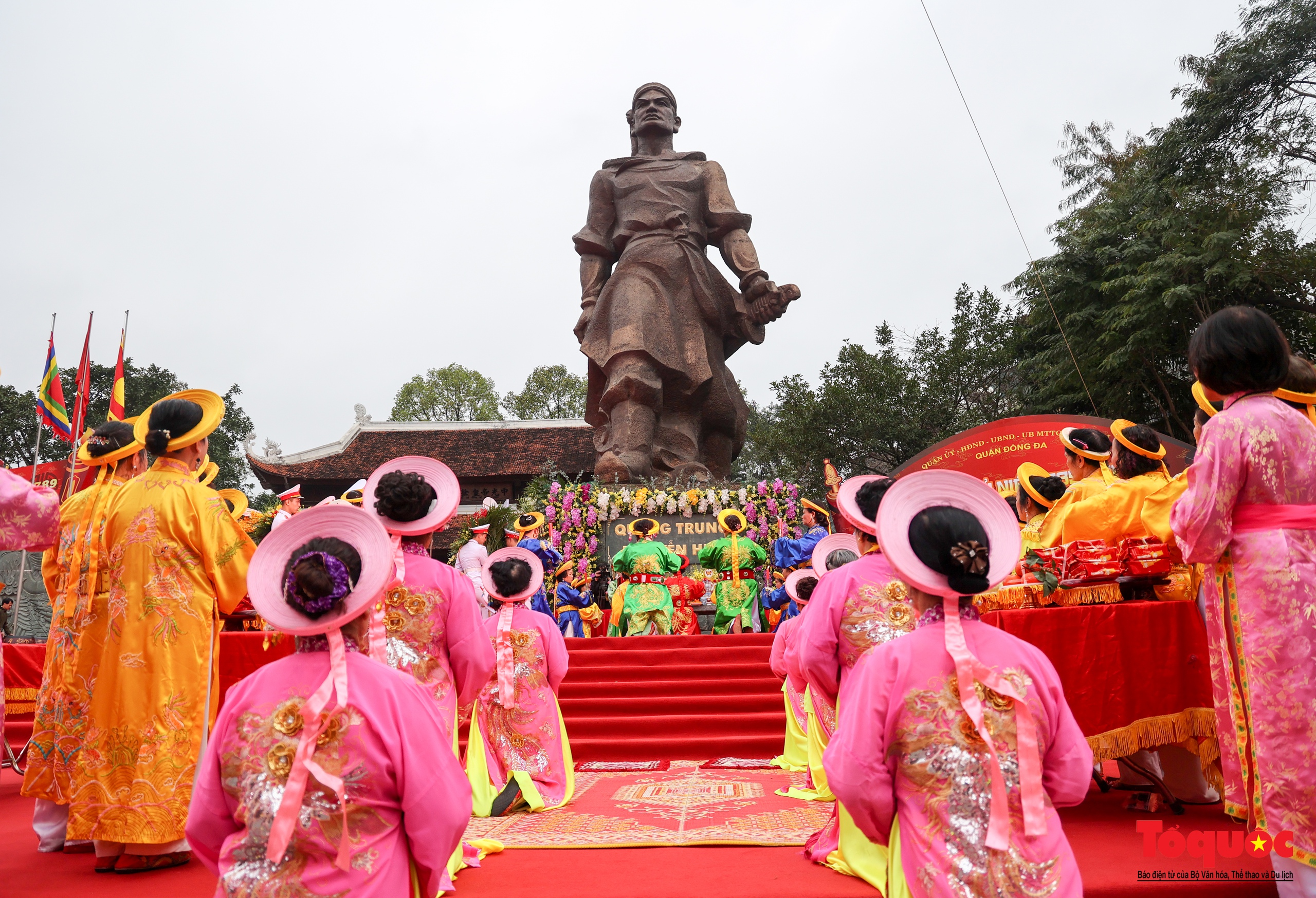 Hào hùng hội Gò Đống Đa tưởng nhớ chiến thắng của vua Quang Trung - Ảnh 10.