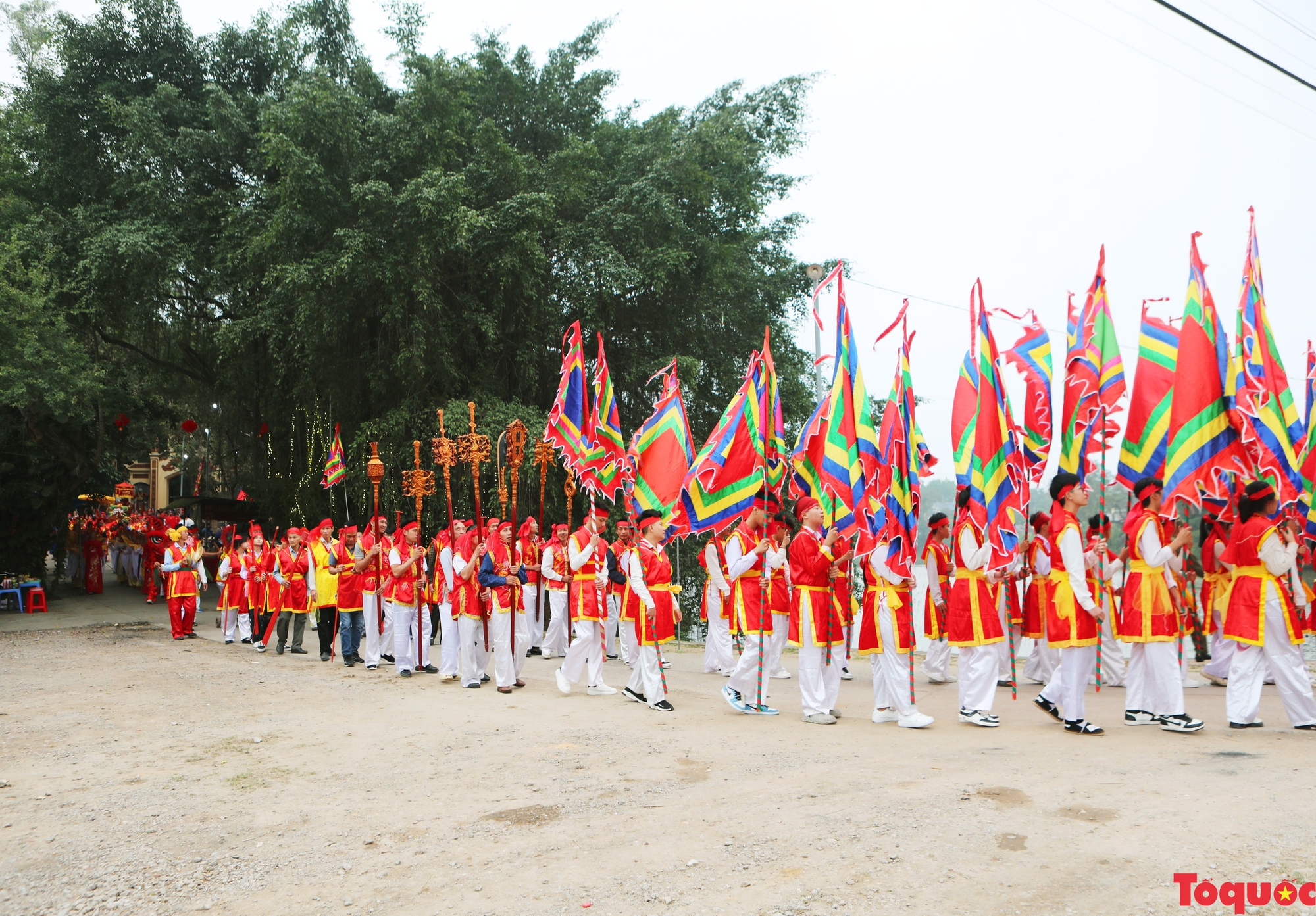 Độc đáo lễ rước nước trong Lễ hội Đền Du Yến ở Phú Thọ - Ảnh 2.
