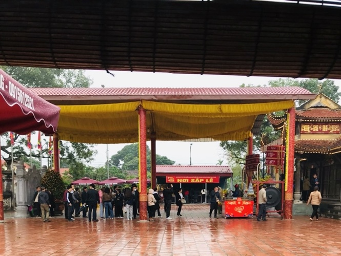 Pengurusan dan penganjuran festival di Ha Nam: Jangan biarkan masalah timbul - Foto 2. Quản lý, tổ chức lễ hội tại Hà Nam: Không để nảy sinh bất cập - Ảnh 2.