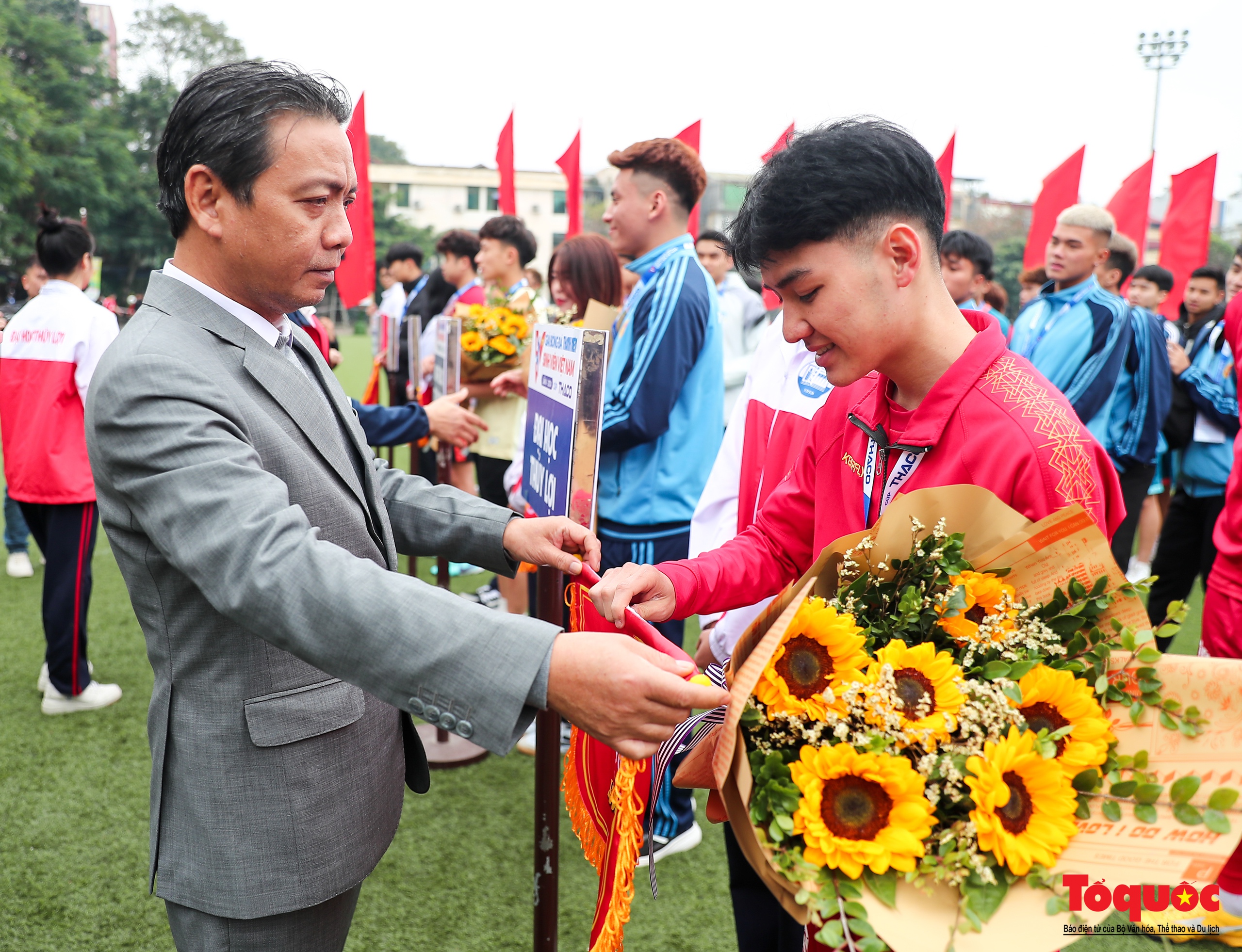 Hà Nội: Khai mạc vòng loại giải bóng đá Thanh Niên sinh viên Việt Nam lần II - 2024 - Ảnh 6.