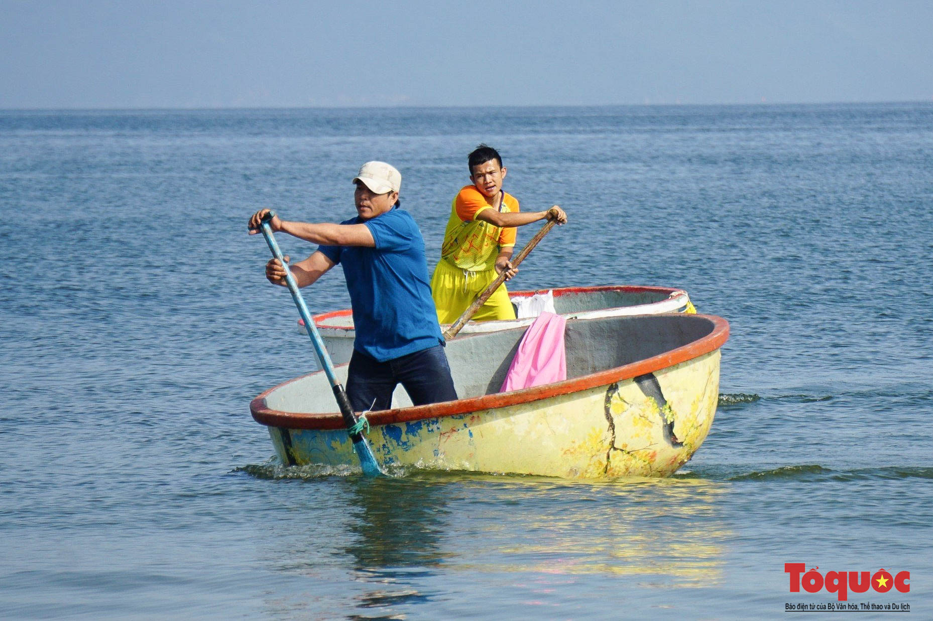 Du khách hào hứng tham gia lễ hội cầu ngư tại Đà Nẵng - Ảnh 6.