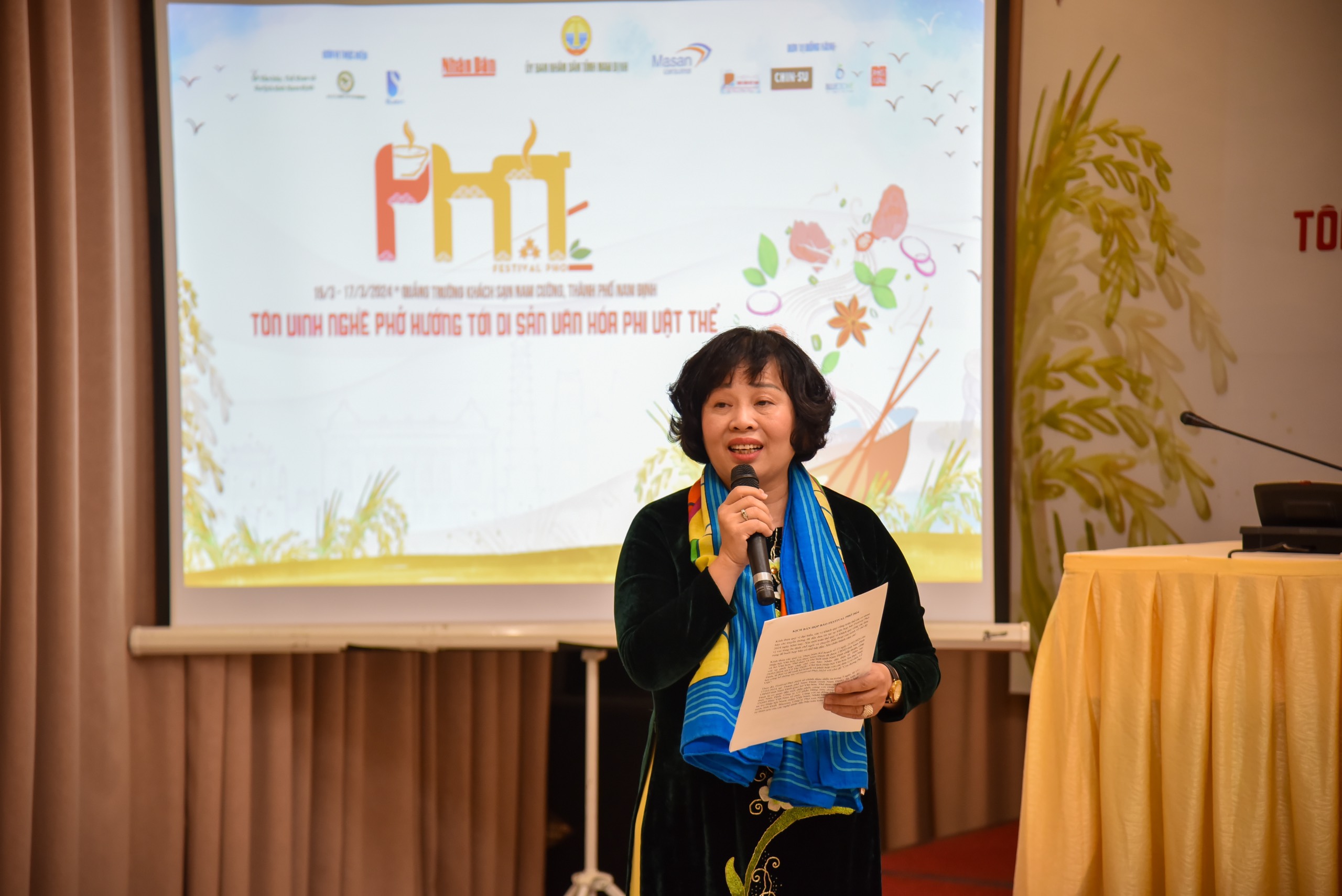 Festival Phở 2024: Tôn vinh nghề phở, hướng tới di sản văn hoá phi vật thể - Ảnh 2. Festival Phở 2024: Tôn vinh nghề phở, hướng tới di sản văn hoá phi vật thể - Ảnh 2.