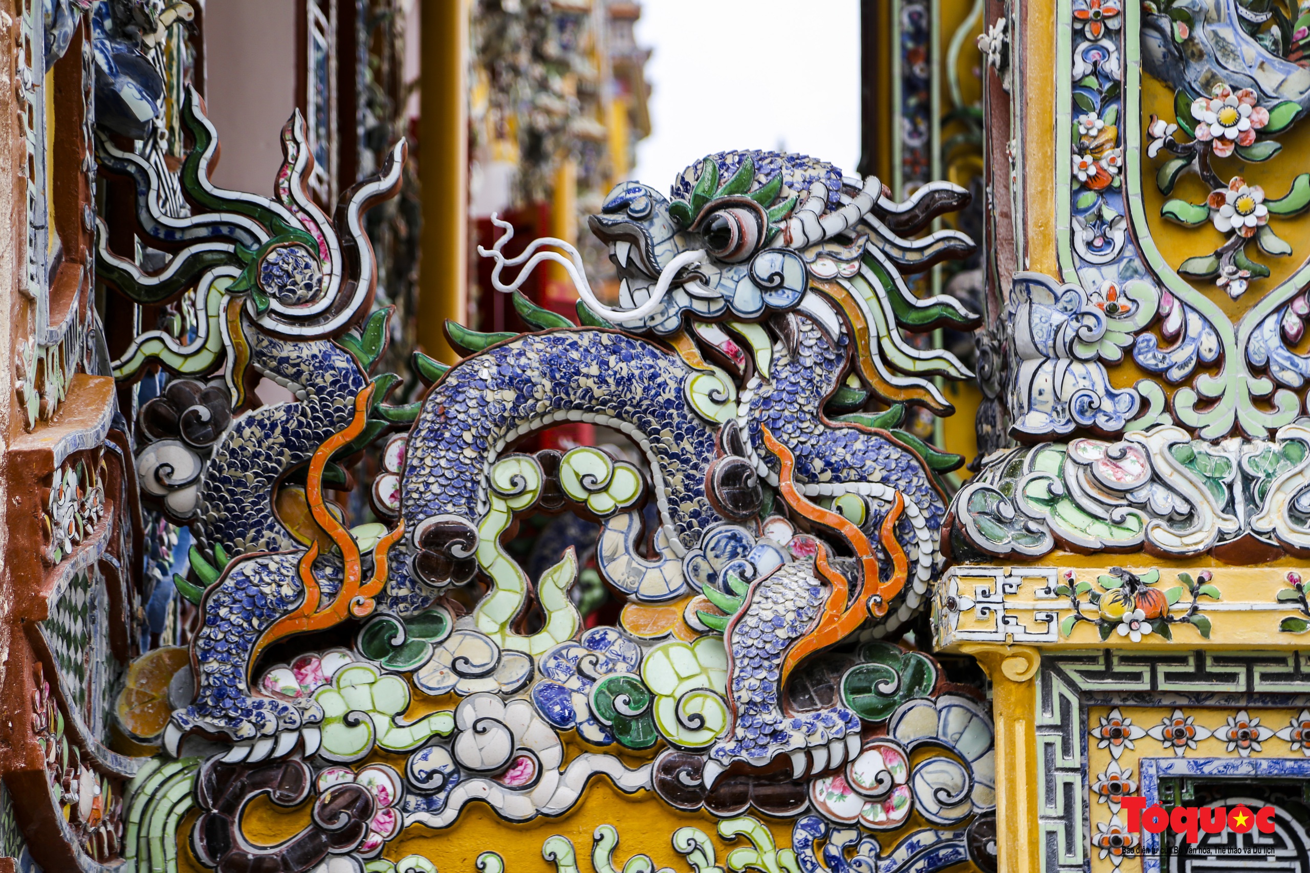 Ngắm biểu tượng rồng trên các công trình kiến trúc, cổ vật triều Nguyễn - Ảnh 21.