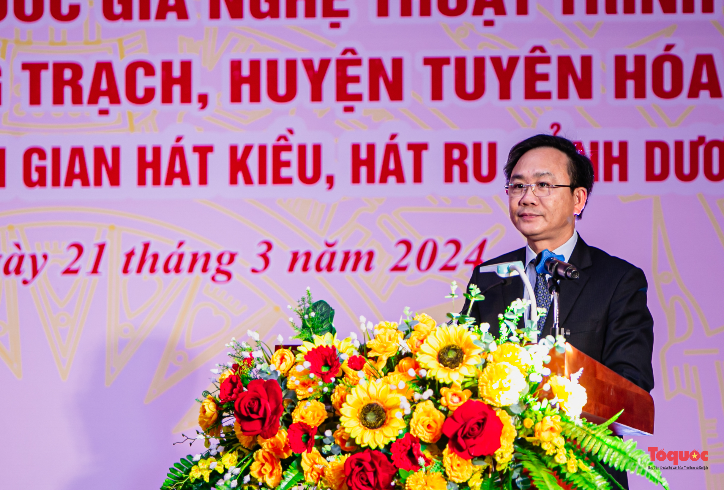 Hat Kieu - Um patrimônio cultural imaterial único em Quang Binh - Foto 3. Hát Kiều – Di sản văn hóa phi vật thể đặc sắc ở Quảng Bình - Ảnh 3.