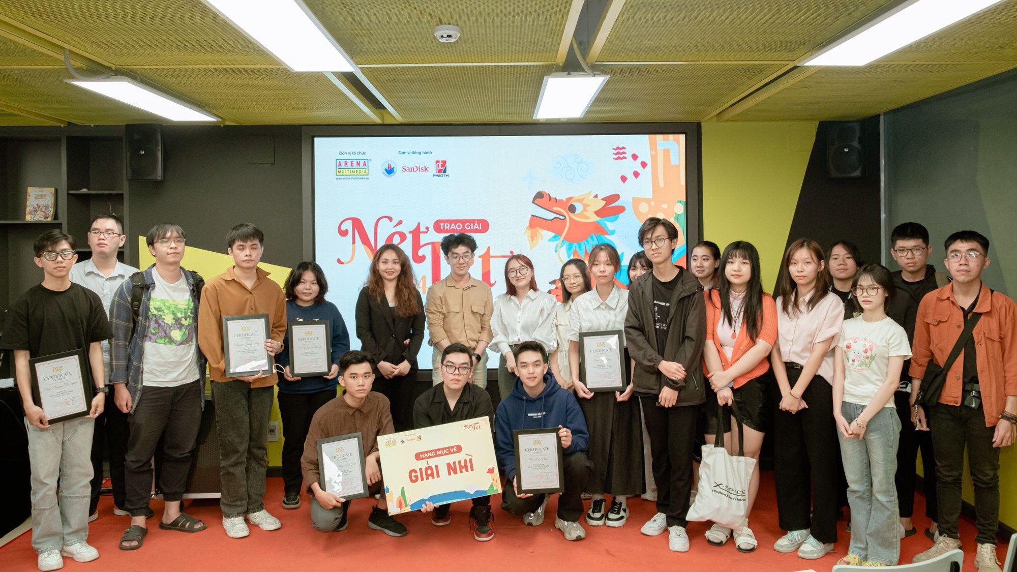 Bảo tàng Tuổi trẻ Việt Nam, Sandisk và Phan Thị hỗ trợ các tài năng trẻ trong cuộc thi Nét Tết - Ảnh 3.