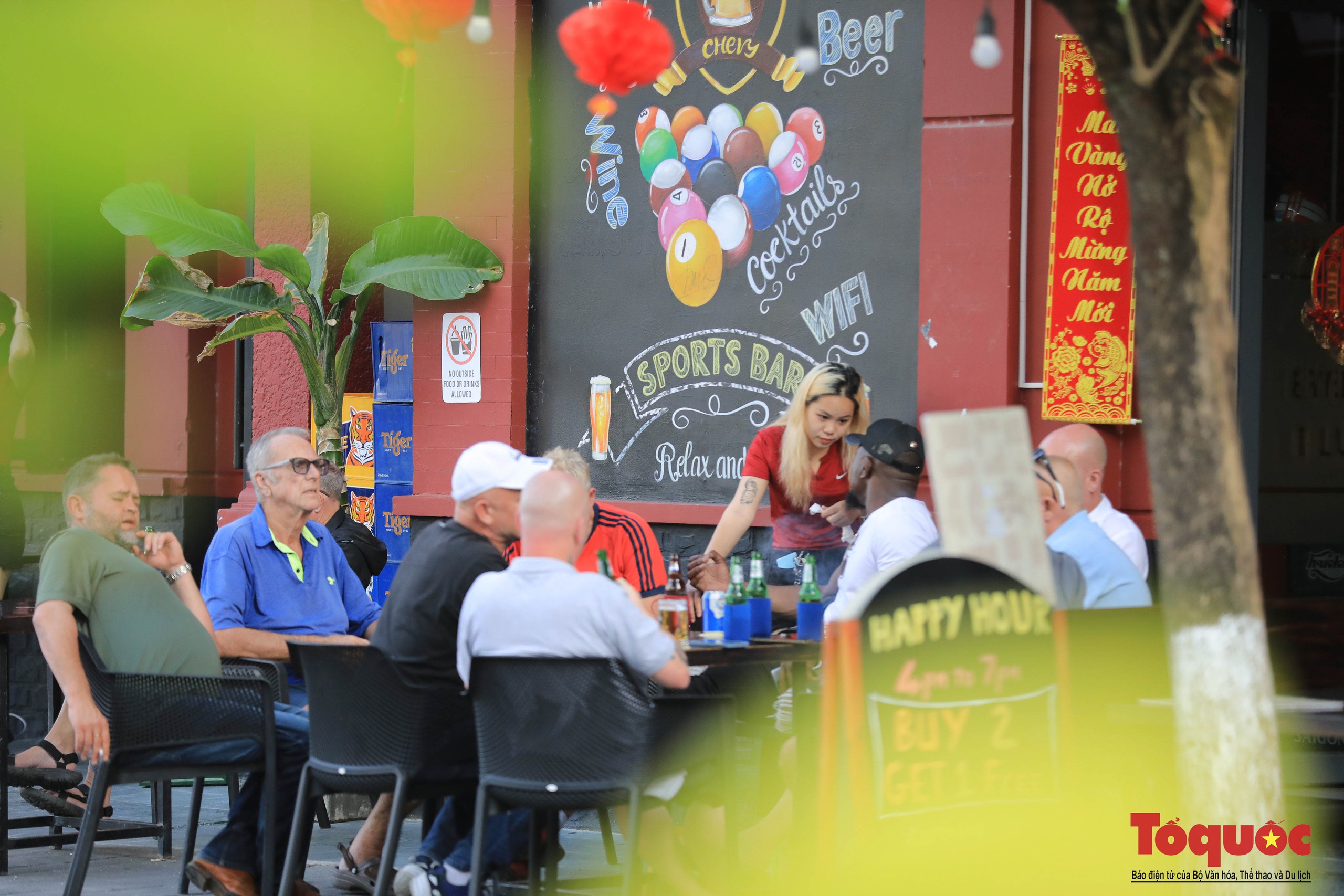 ទីក្រុង Da Nang៖ «វិថីលោកខាងលិច» នឹងបន្តកែទម្រង់ថ្មី ដើម្បីទាក់ទាញភ្ញៀវទេសចរ! - រូបថត ៤. Đà Nẵng: “Phố Tây” sẽ tiếp tục được làm mới để hút khách du lịch! - Ảnh 4.