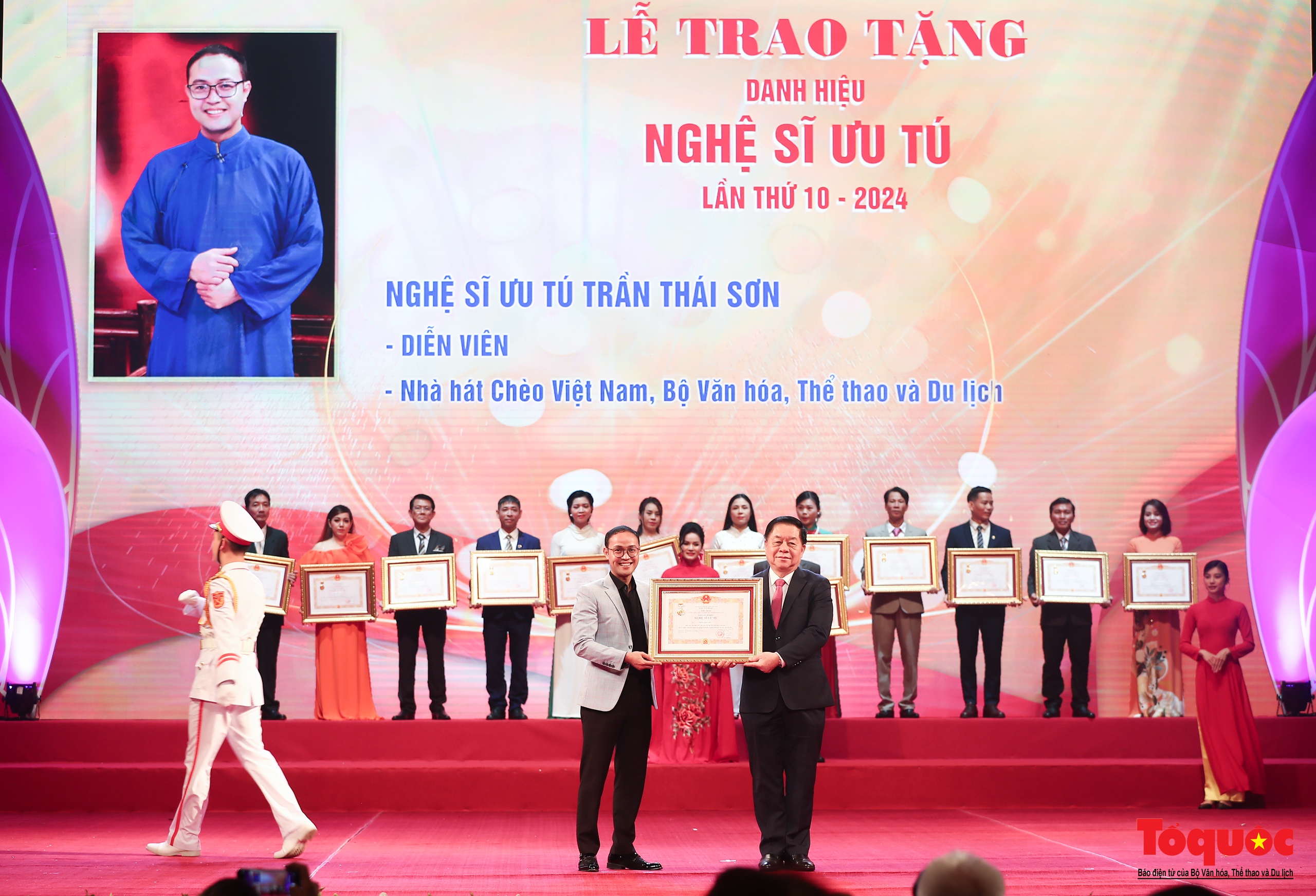 Toàn cảnh Lễ trao tặng danh hiệu Nghệ sĩ Nhân dân, Nghệ sĩ Ưu tú lần thứ 10 - Ảnh 16.