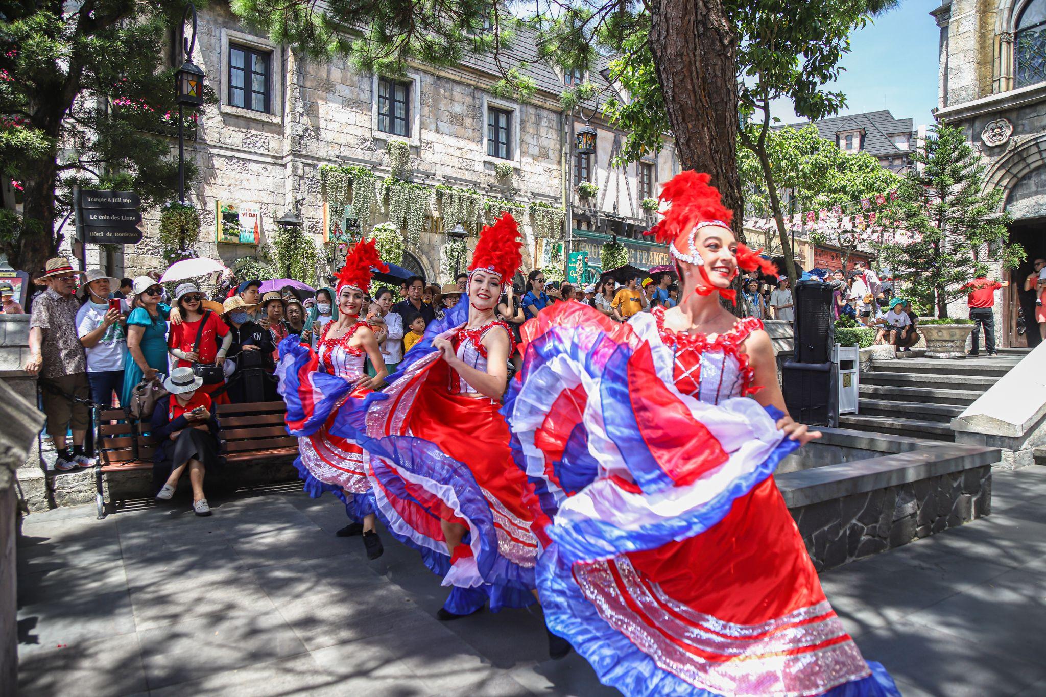 Příjezd do květinových zahrad v plném květu 8. března - Foto 5. Check-in những vườn hoa nở rộ đúng dịp 8/3 - Ảnh 5.