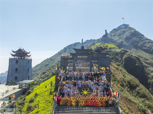 Linh thiêng Đại lễ cầu quốc thái dân an quy mô lớn trên đỉnh Fansipan - Ảnh 8.