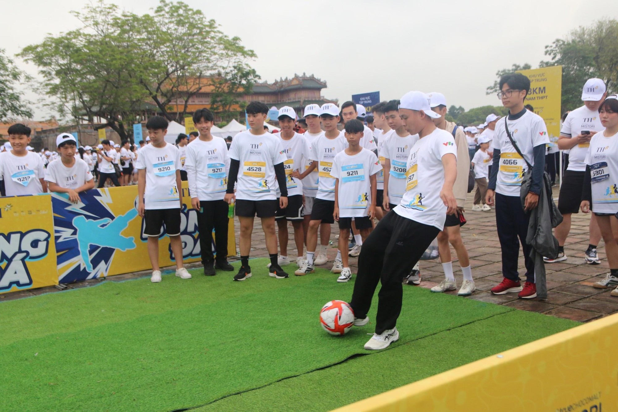S-Race Thừa Thiên Huế 2024: Xứng tầm Giải chạy học đường lớn bậc nhất châu Á - Ảnh 3.