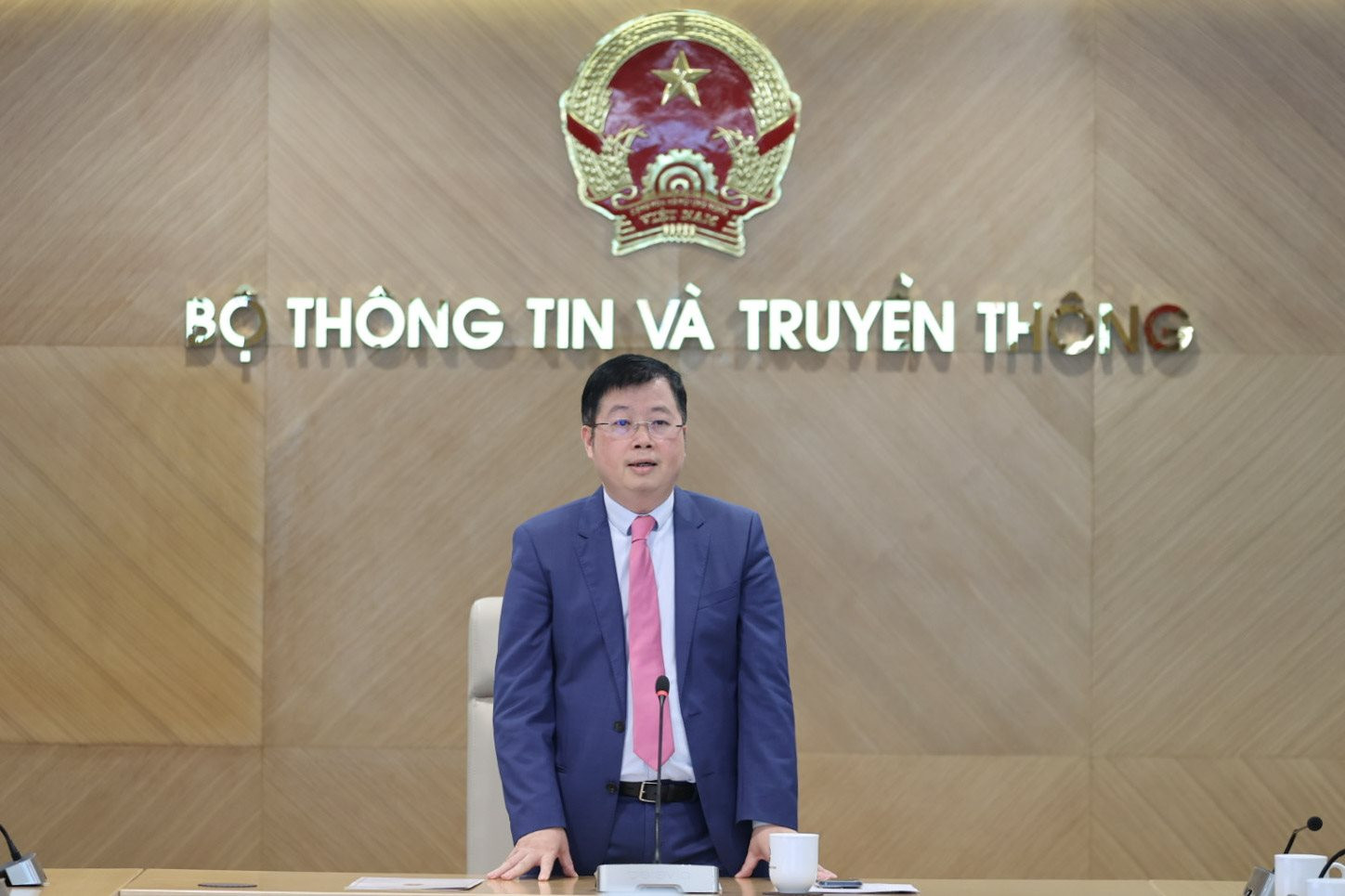 Phó cục trưởng Cục Báo chí Nguyễn Văn Hiếu giữ chức Tổng Biên tập Tạp chí Thông tin và Truyền thông - Ảnh 3.