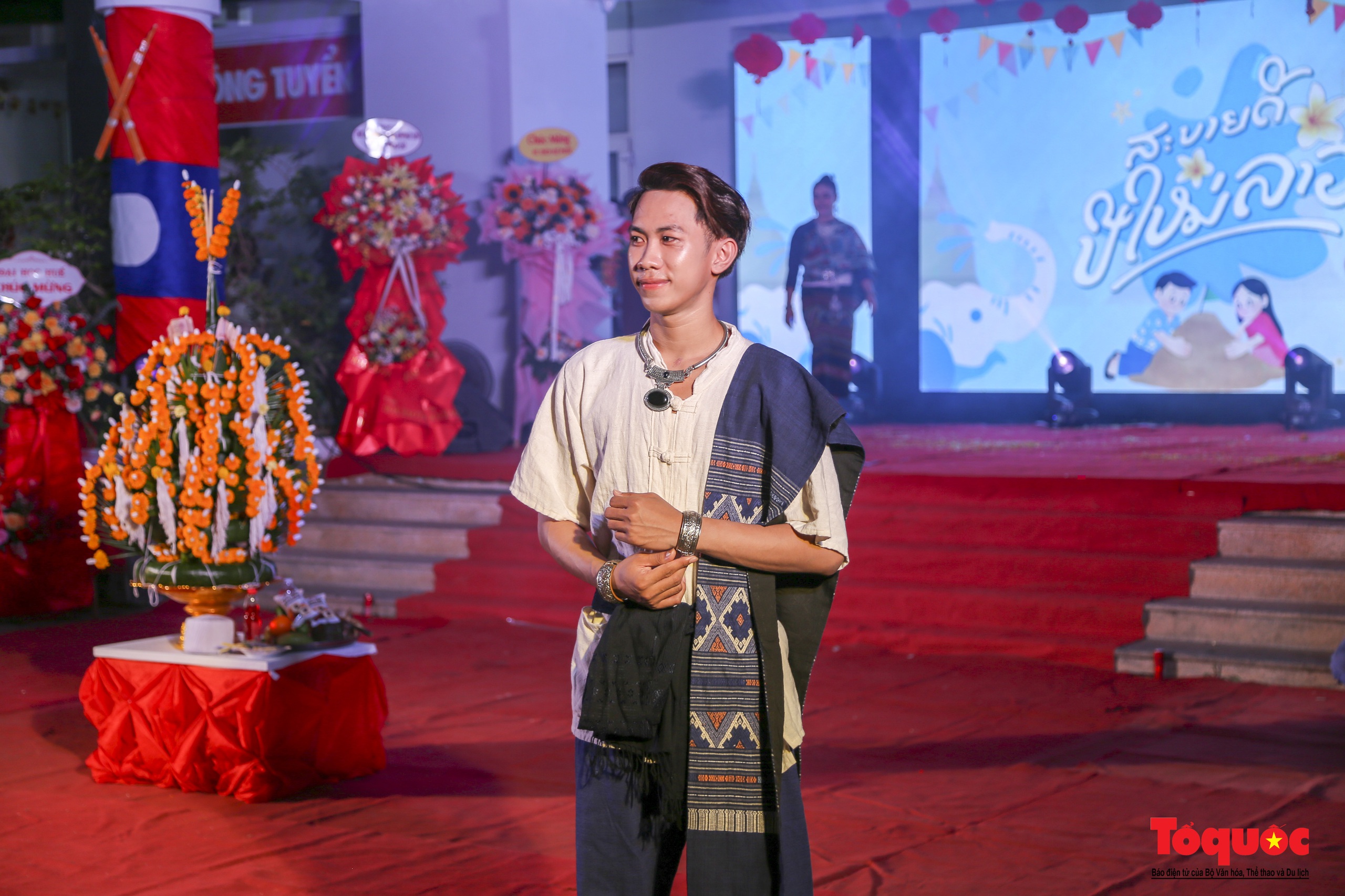 Lưu học sinh Lào tại Huế hân hoan đón Tết cổ truyền Bunpimay - Ảnh 7.