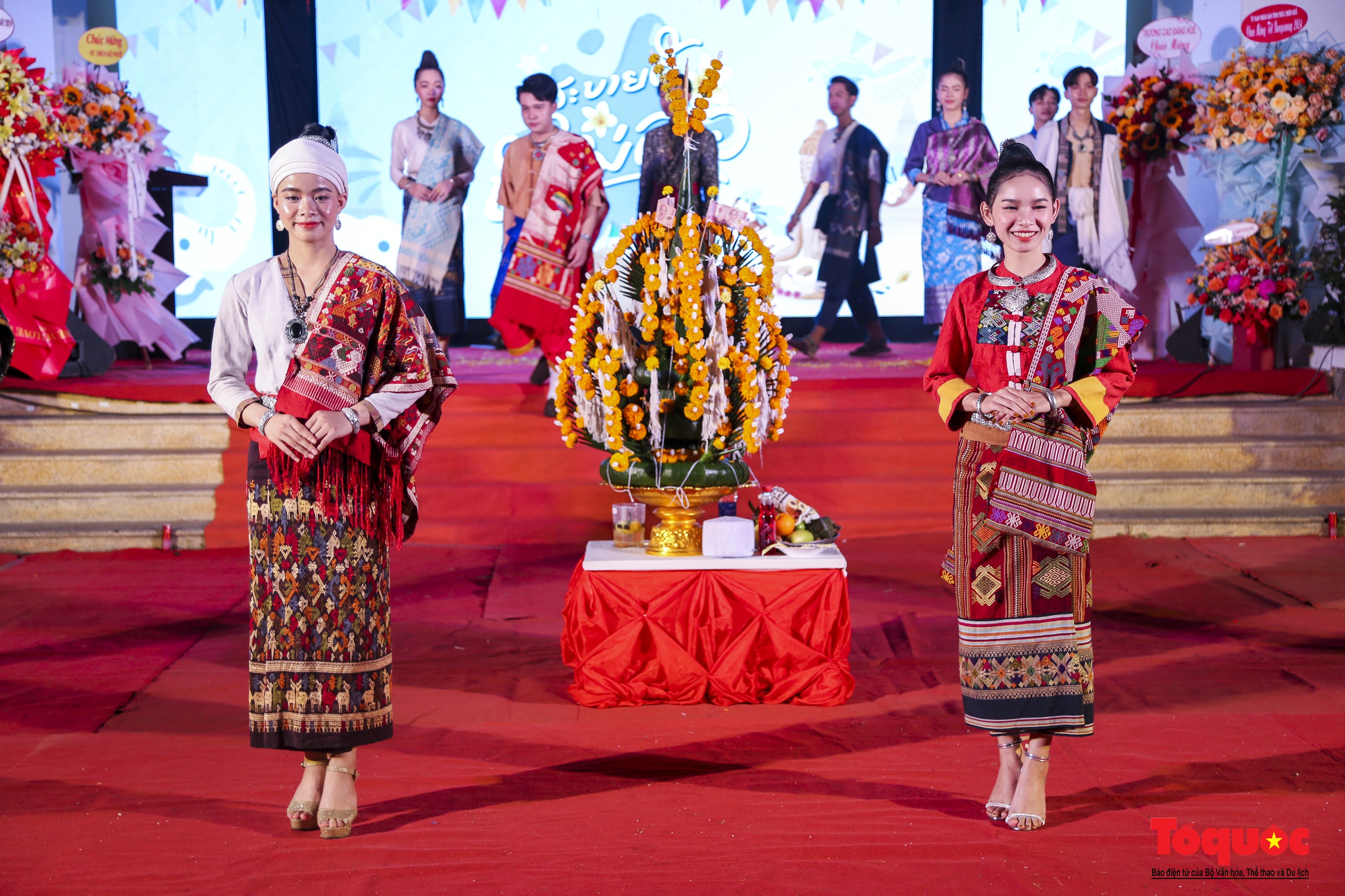 Lưu học sinh Lào tại Huế hân hoan đón Tết cổ truyền Bunpimay - Ảnh 6.